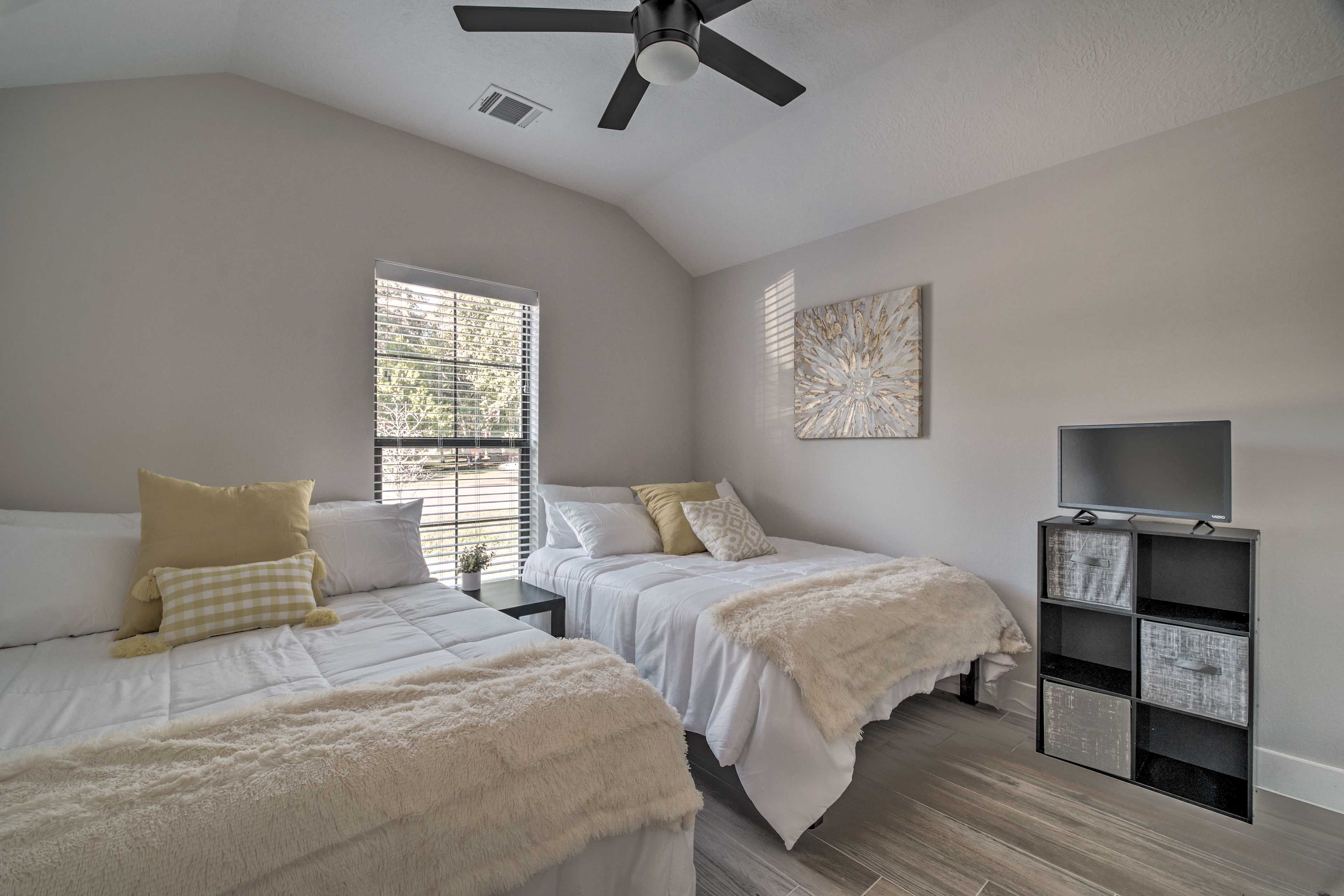 Bedroom 3 | 2 Full Beds