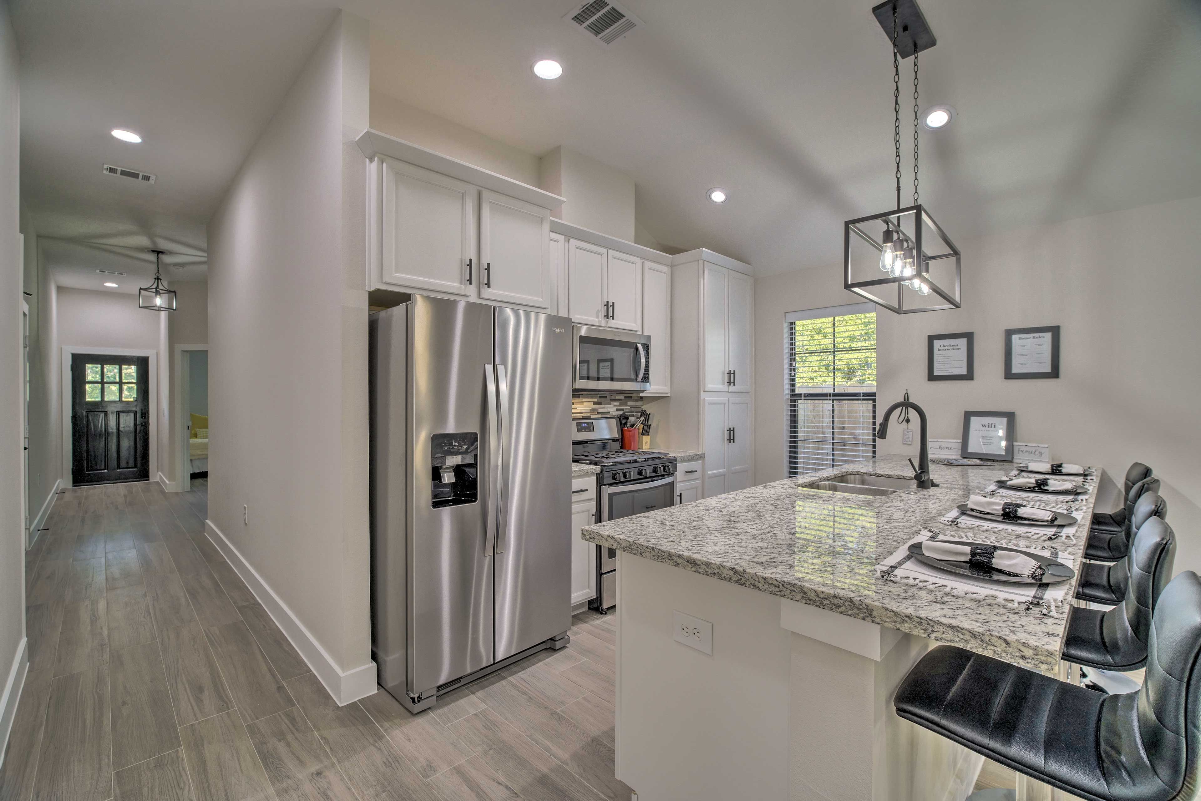 Kitchen | Fully Equipped