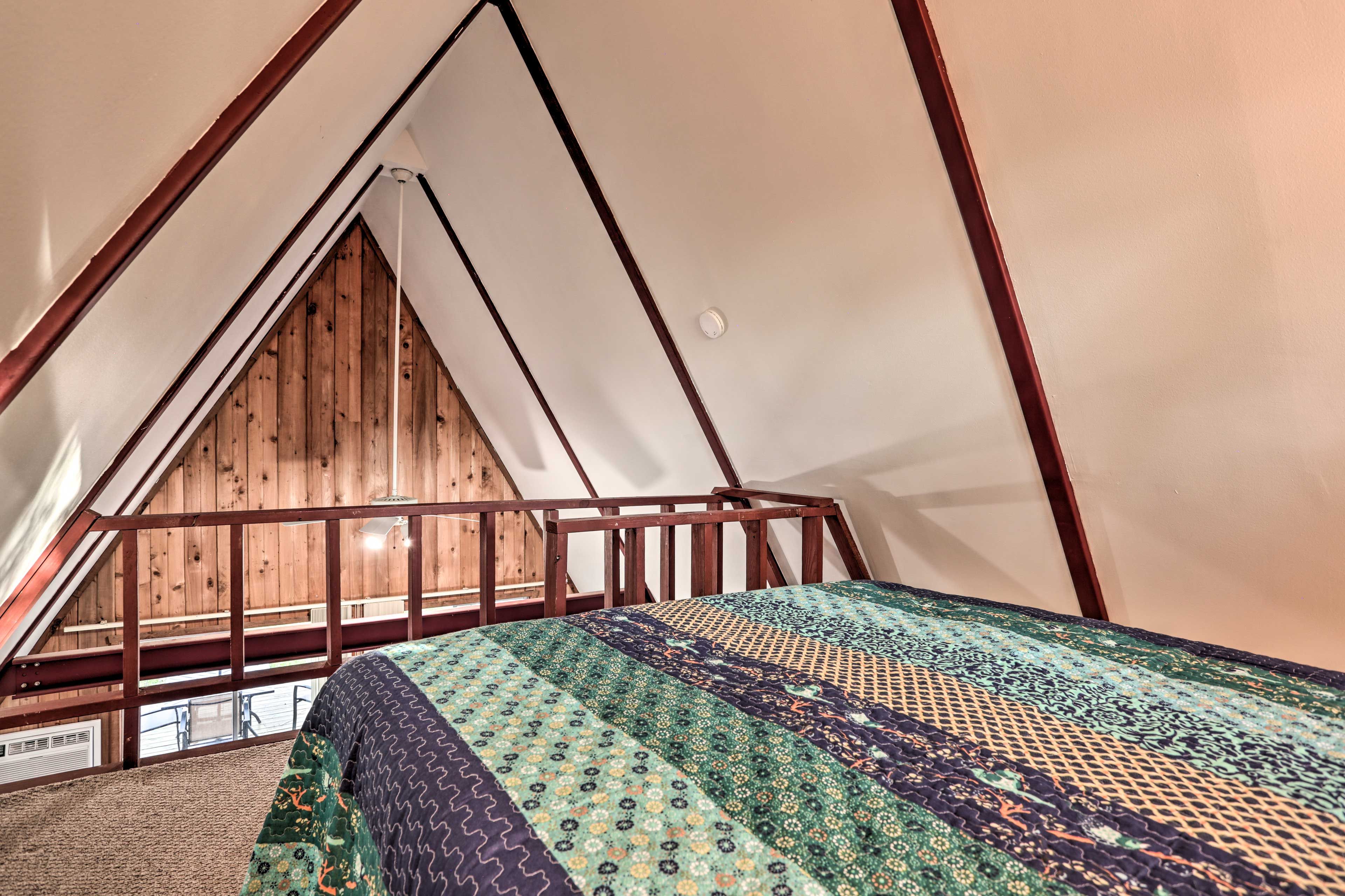 Bedroom (Loft)