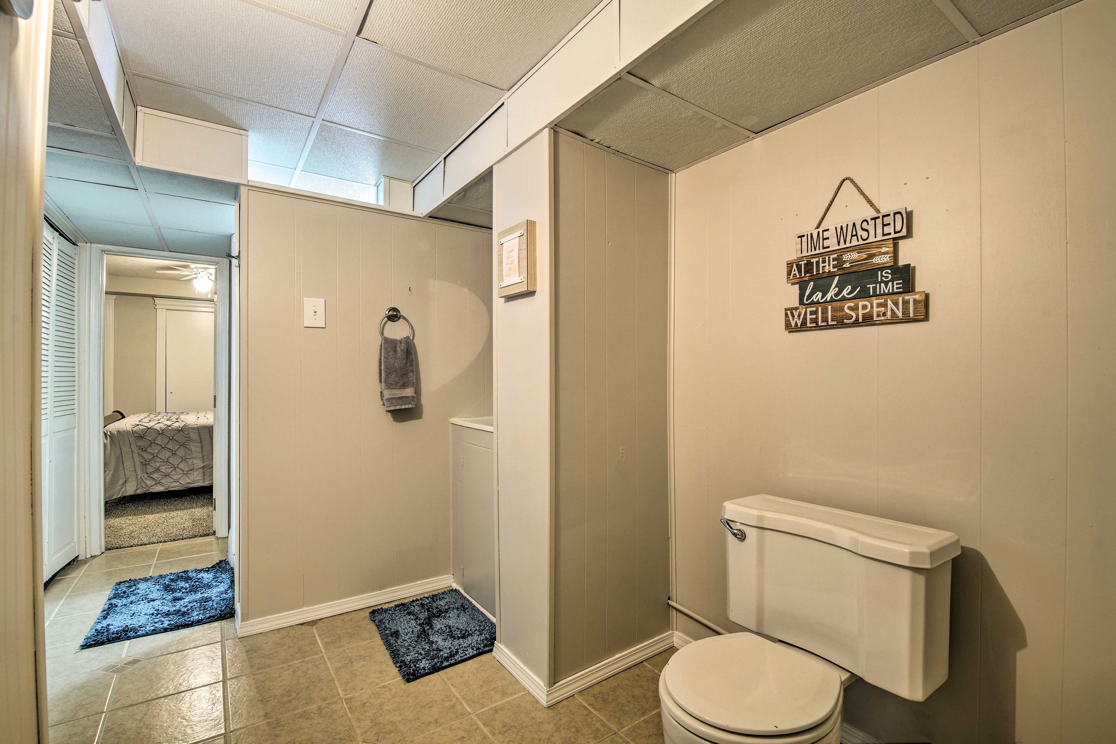 Full Bathroom