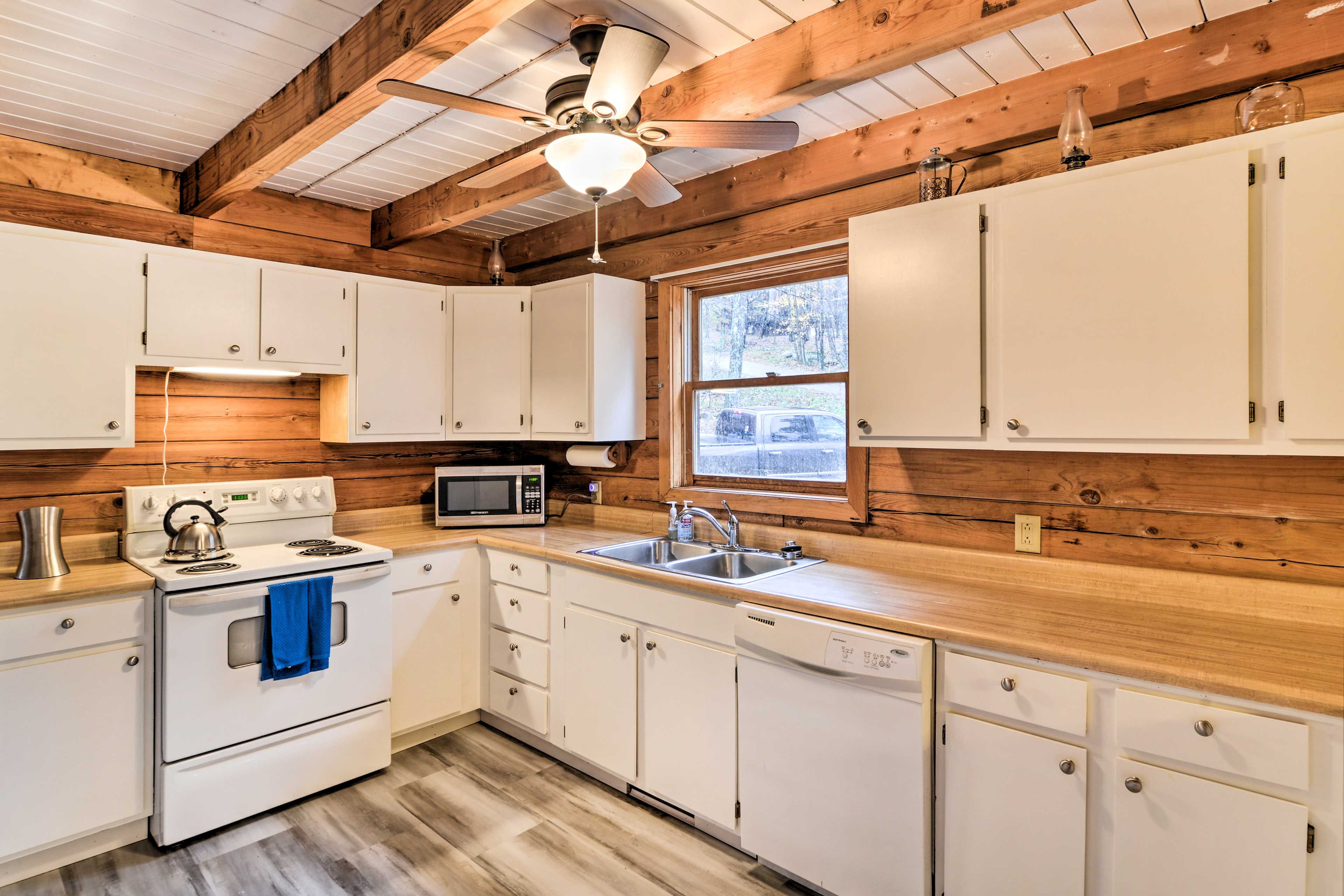 Kitchen | Fully Equipped | Cooking Basics