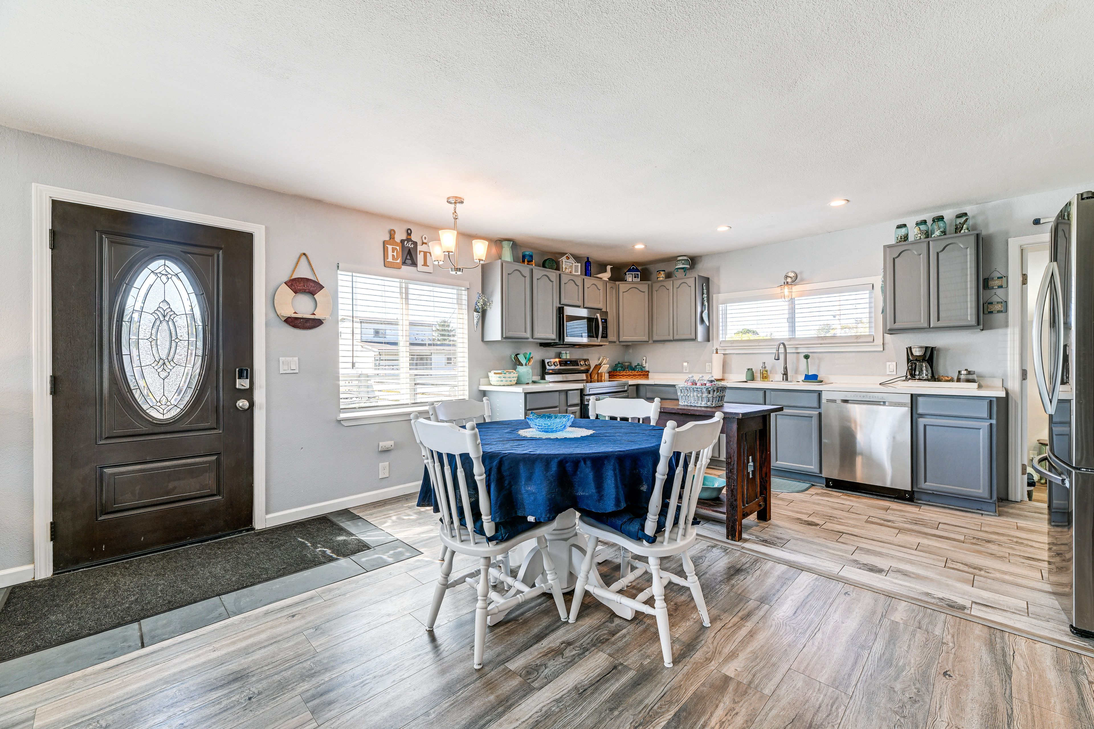Dining Area | Dishware/Flatware | Kitchen | Cooking Basics