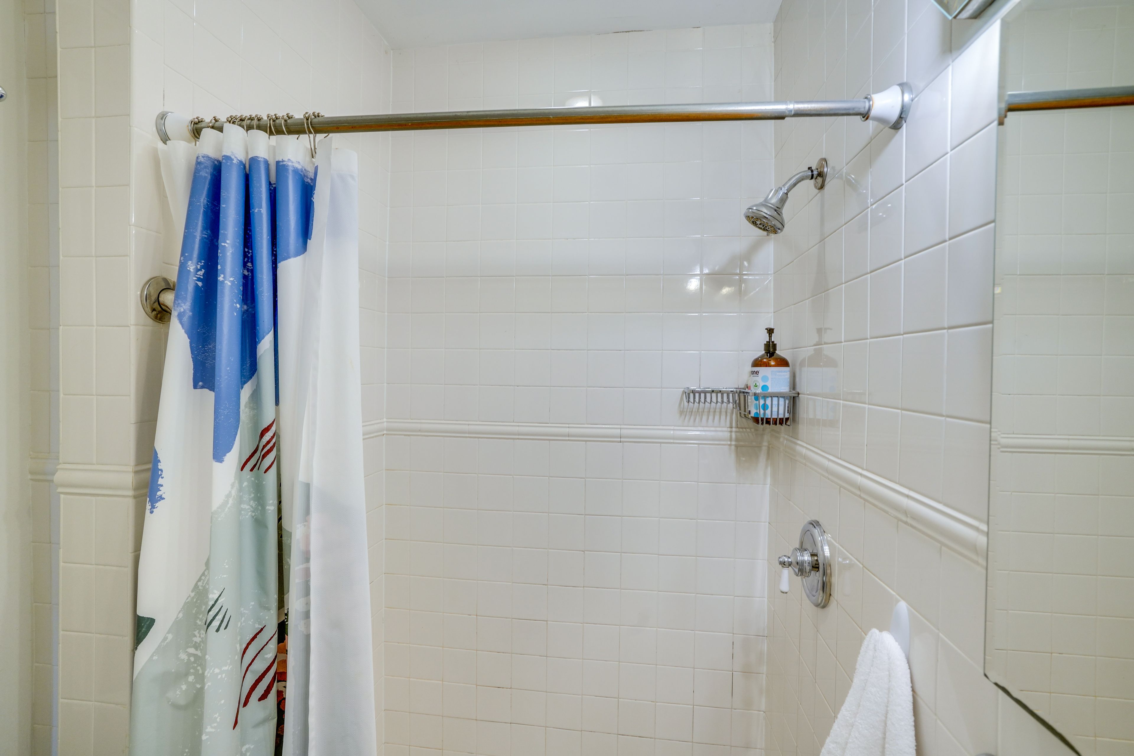 En-Suite Bathroom | 2nd Floor