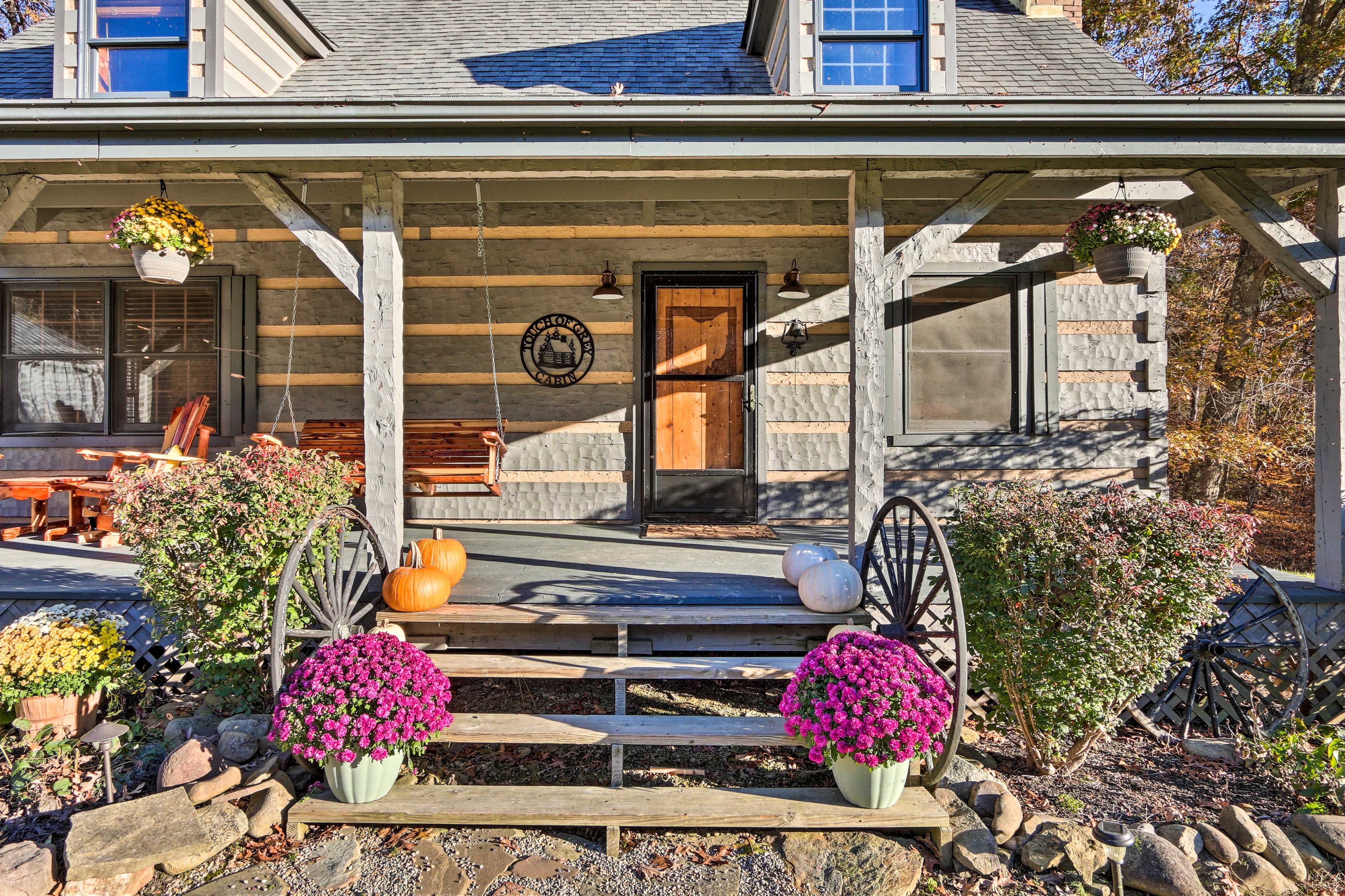 Front Entrance | 4 Stairs Required