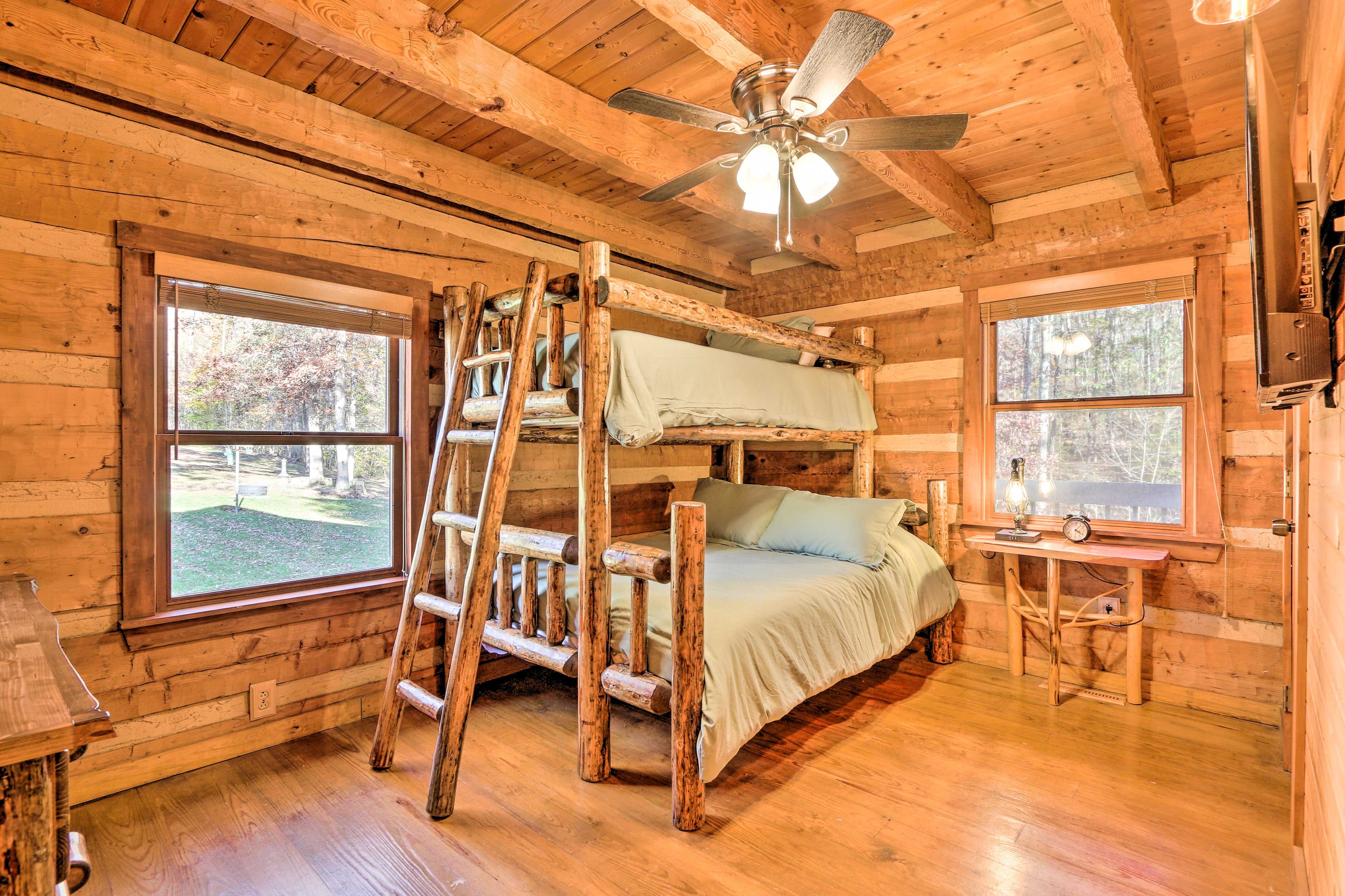 Bedroom 3 | Twin/Full Bunk Bed | 1st Floor