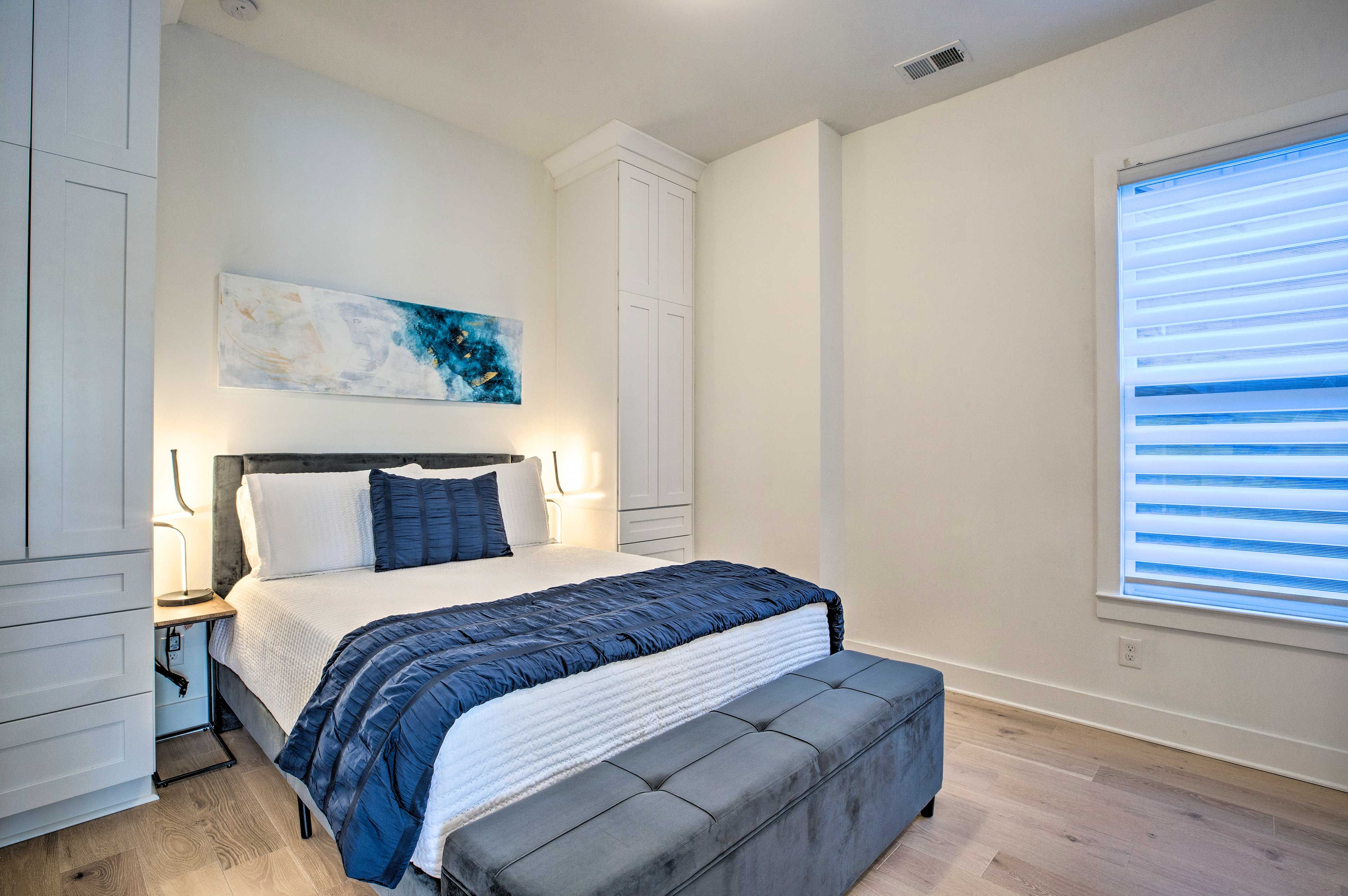 Bedroom 1 | Queen Bed | Linens Provided