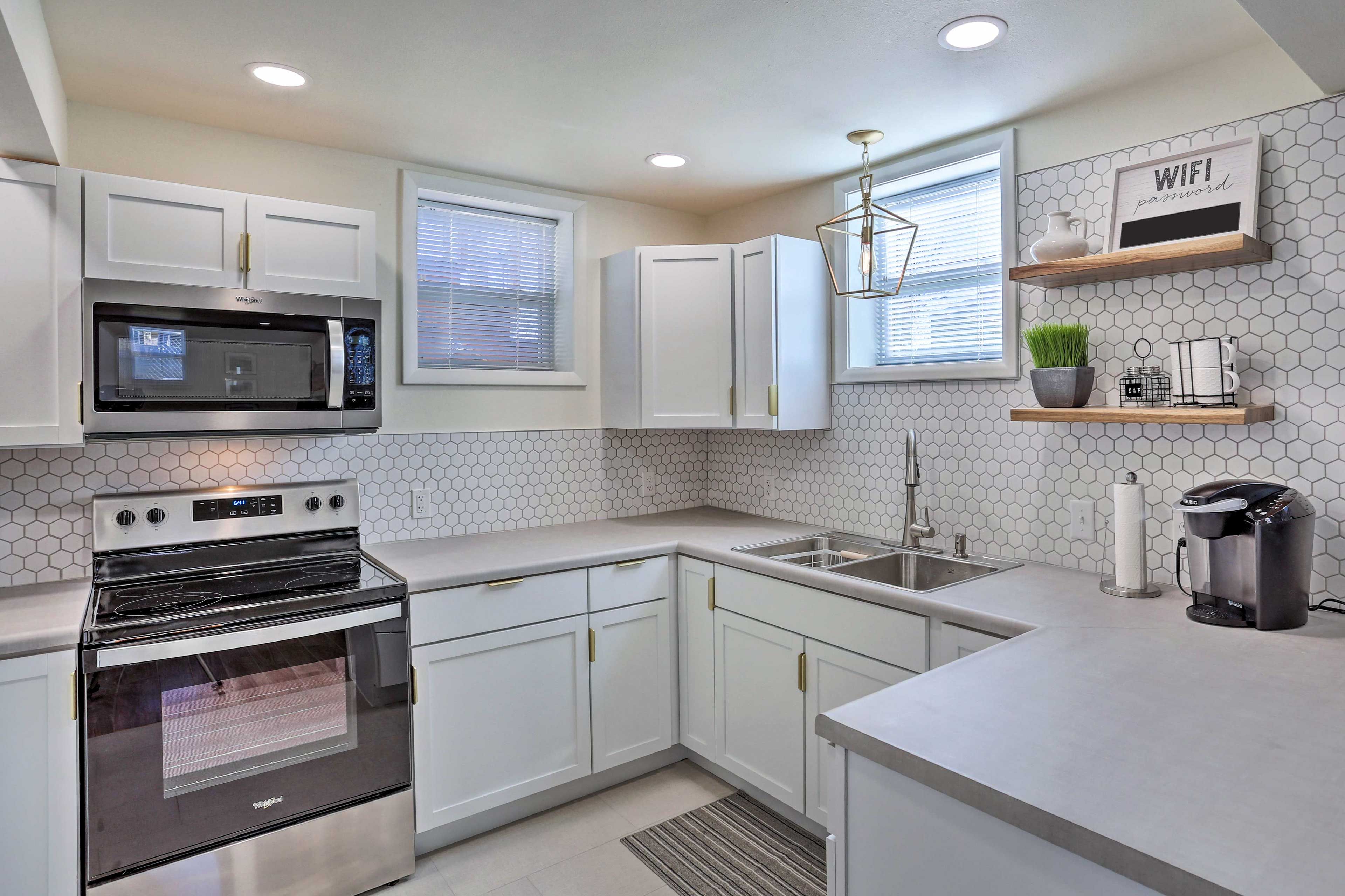 Kitchen | Keurig Coffee Maker | Crock-Pot | Spices