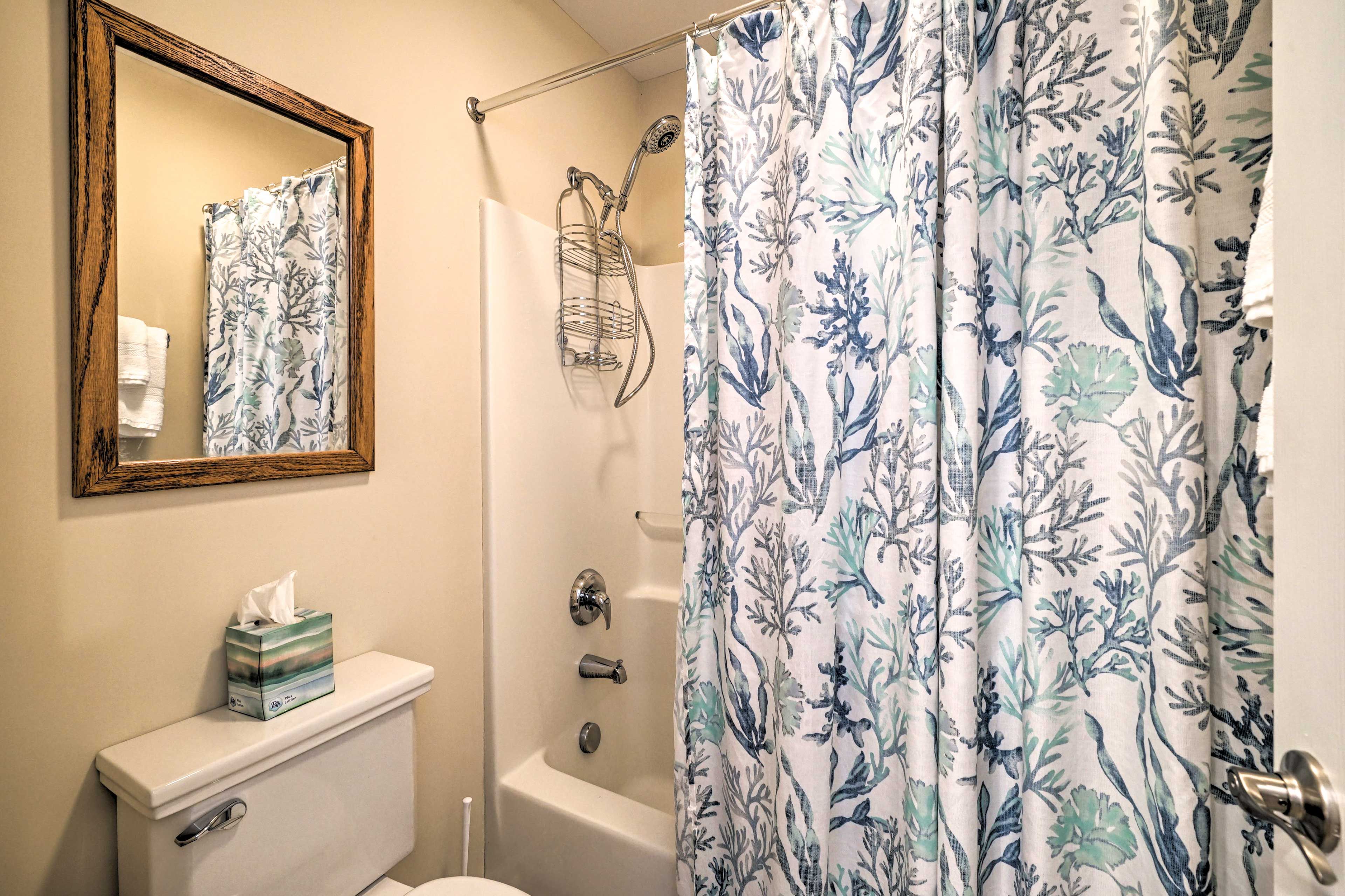 Bathroom | Linens & Towels Provided