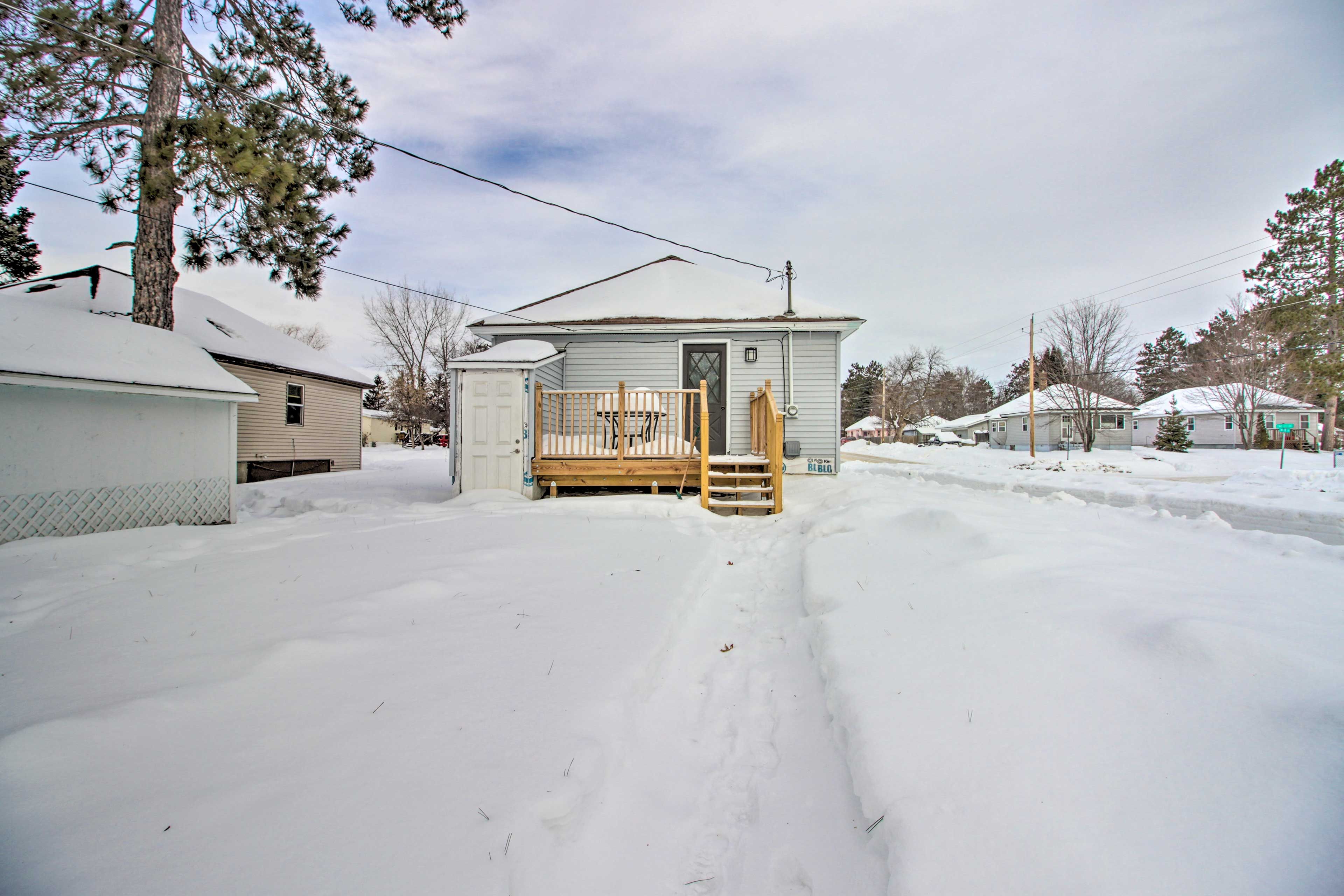 Property Exterior | Gas Grill | Fire Pit