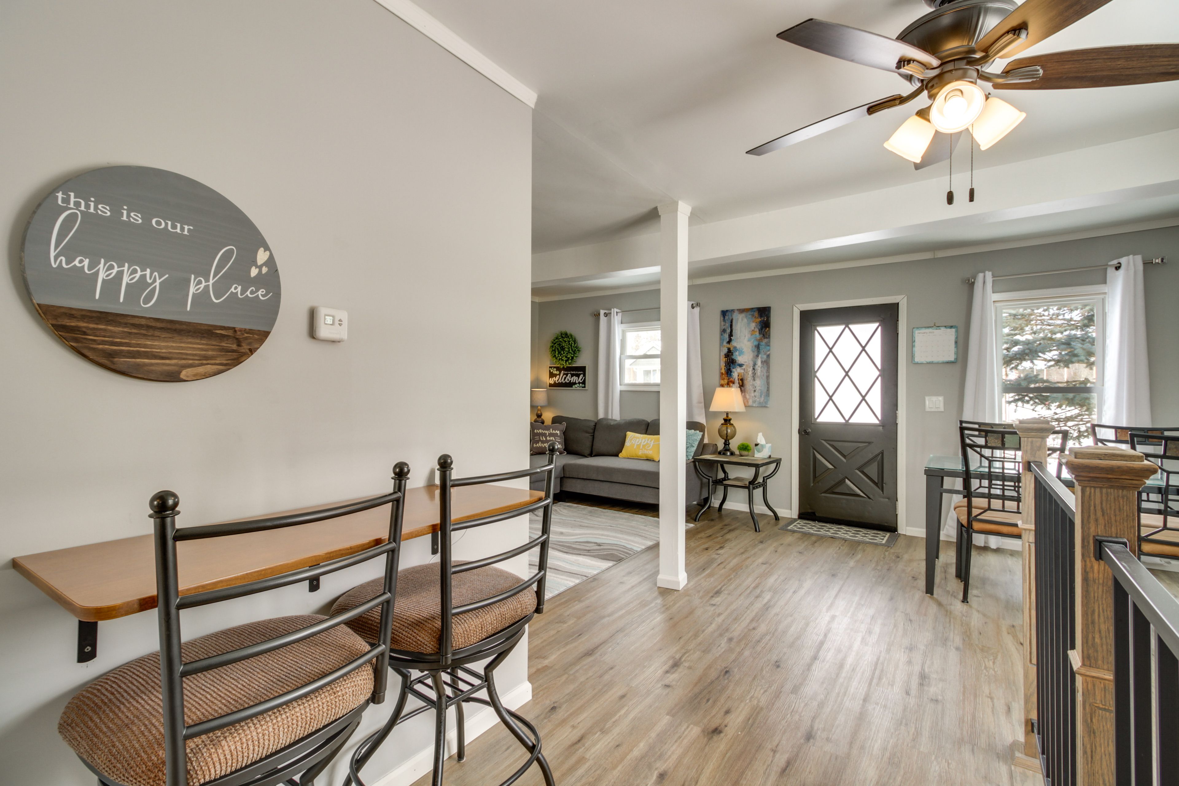 Dining Area | 1,150 Sq Ft