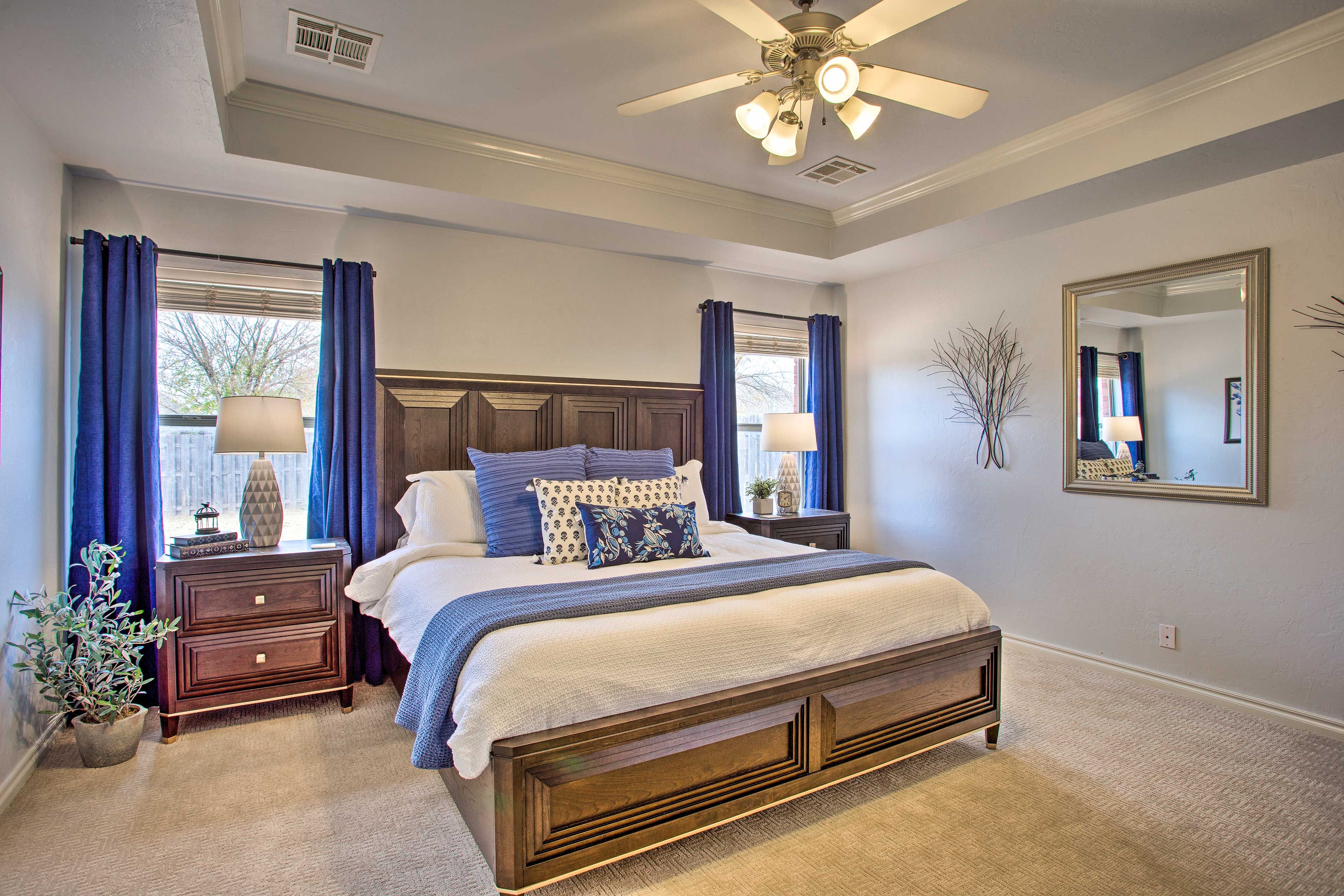 Bedroom 1 | King Bed | En-Suite | Main Floor | No Stairs to Access