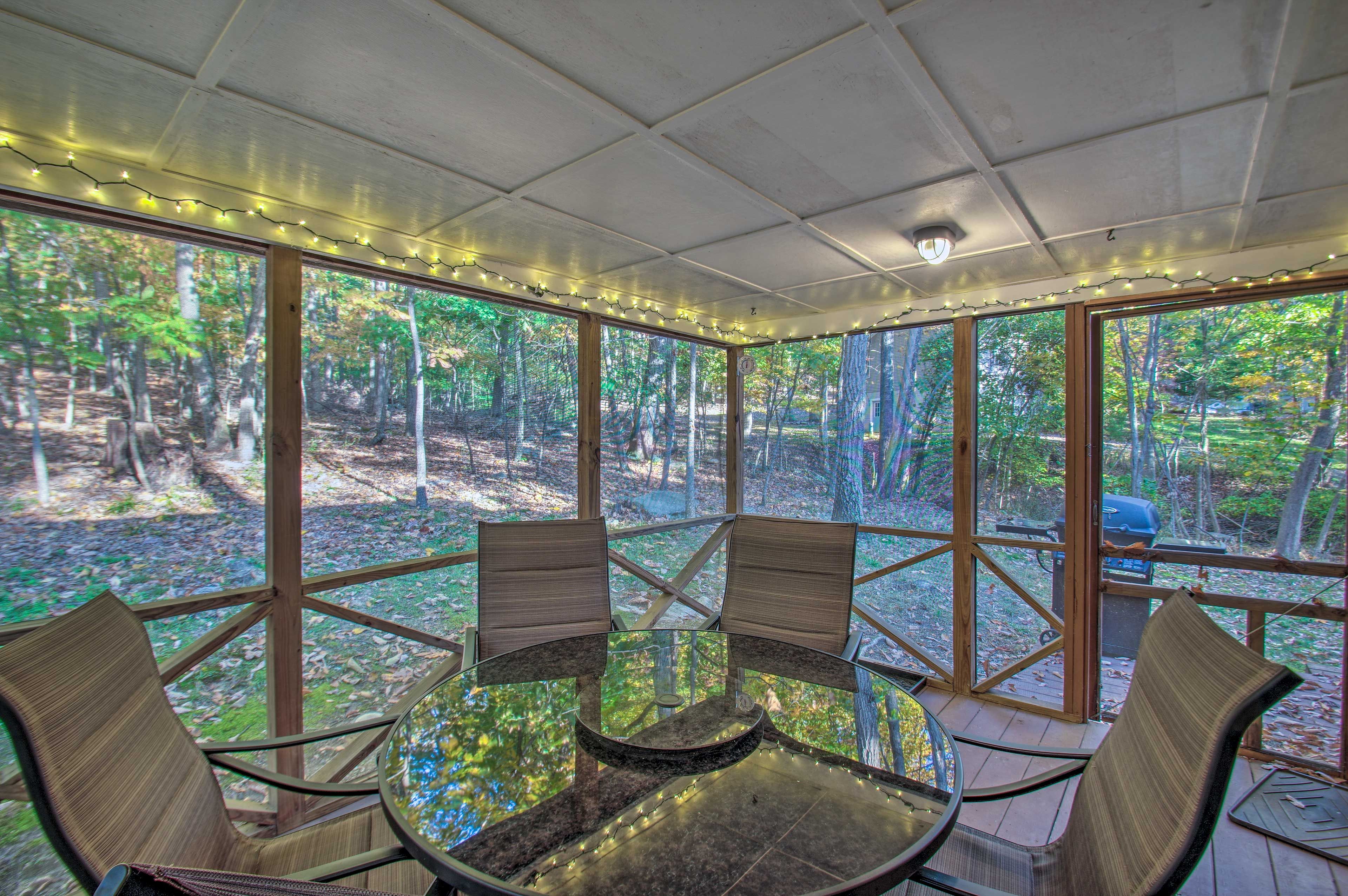 Screened-in Porch | Gas Grill | Fire Pit | Yard | Hiking Trail Access On-Site
