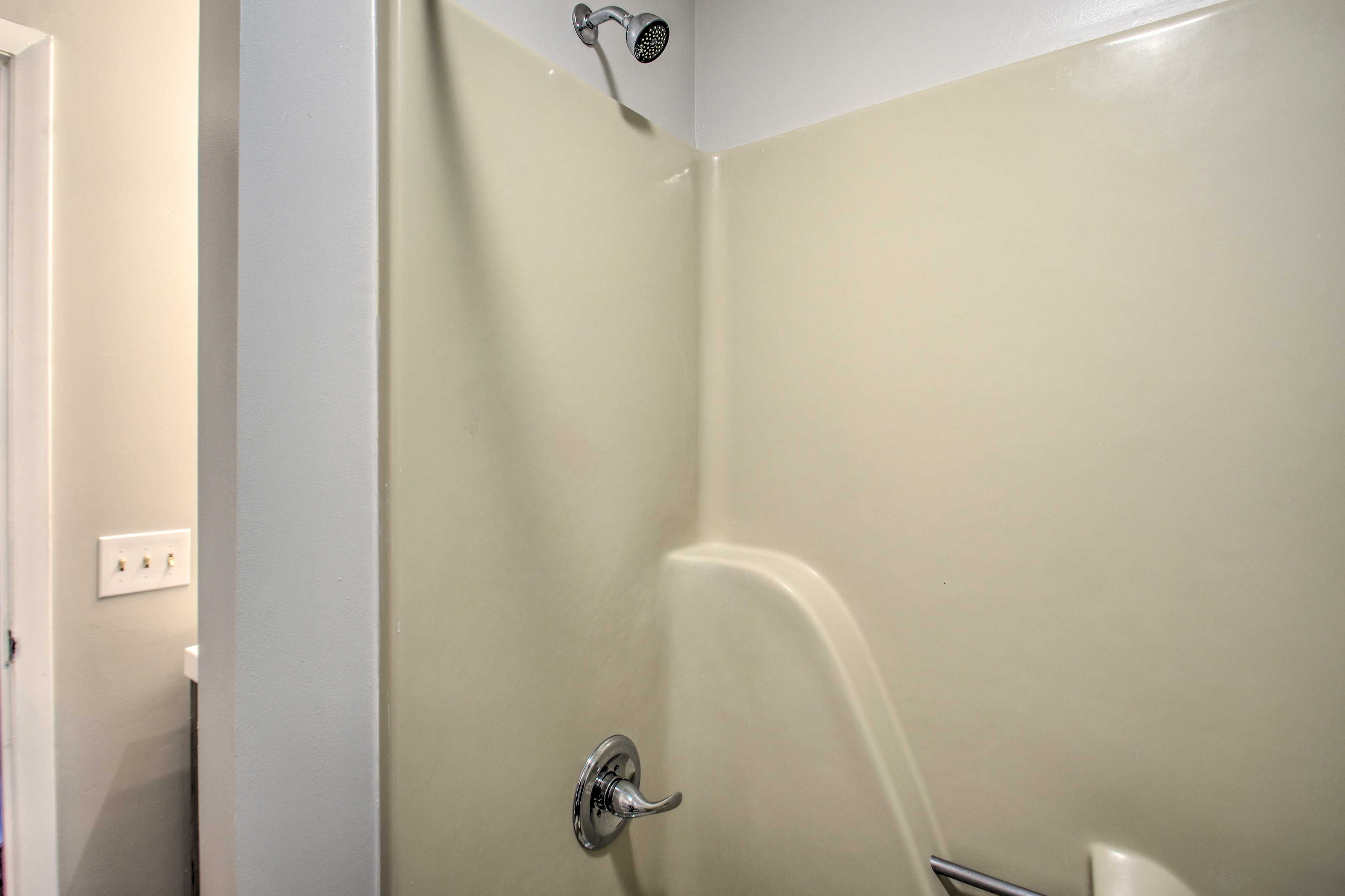 Full Bathroom