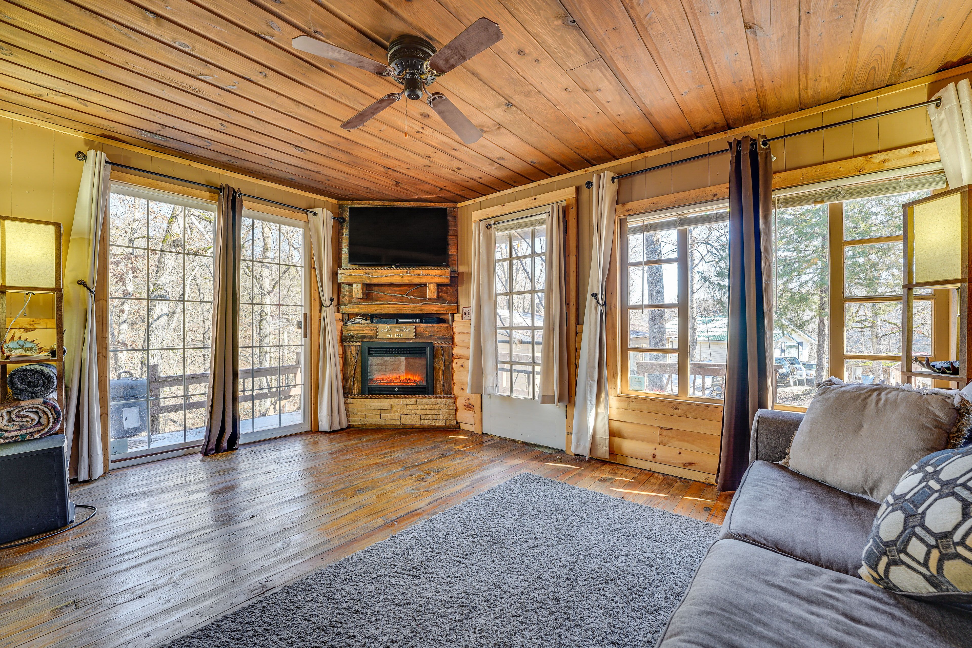 Living Room | Mini-Split A/C & Heat
