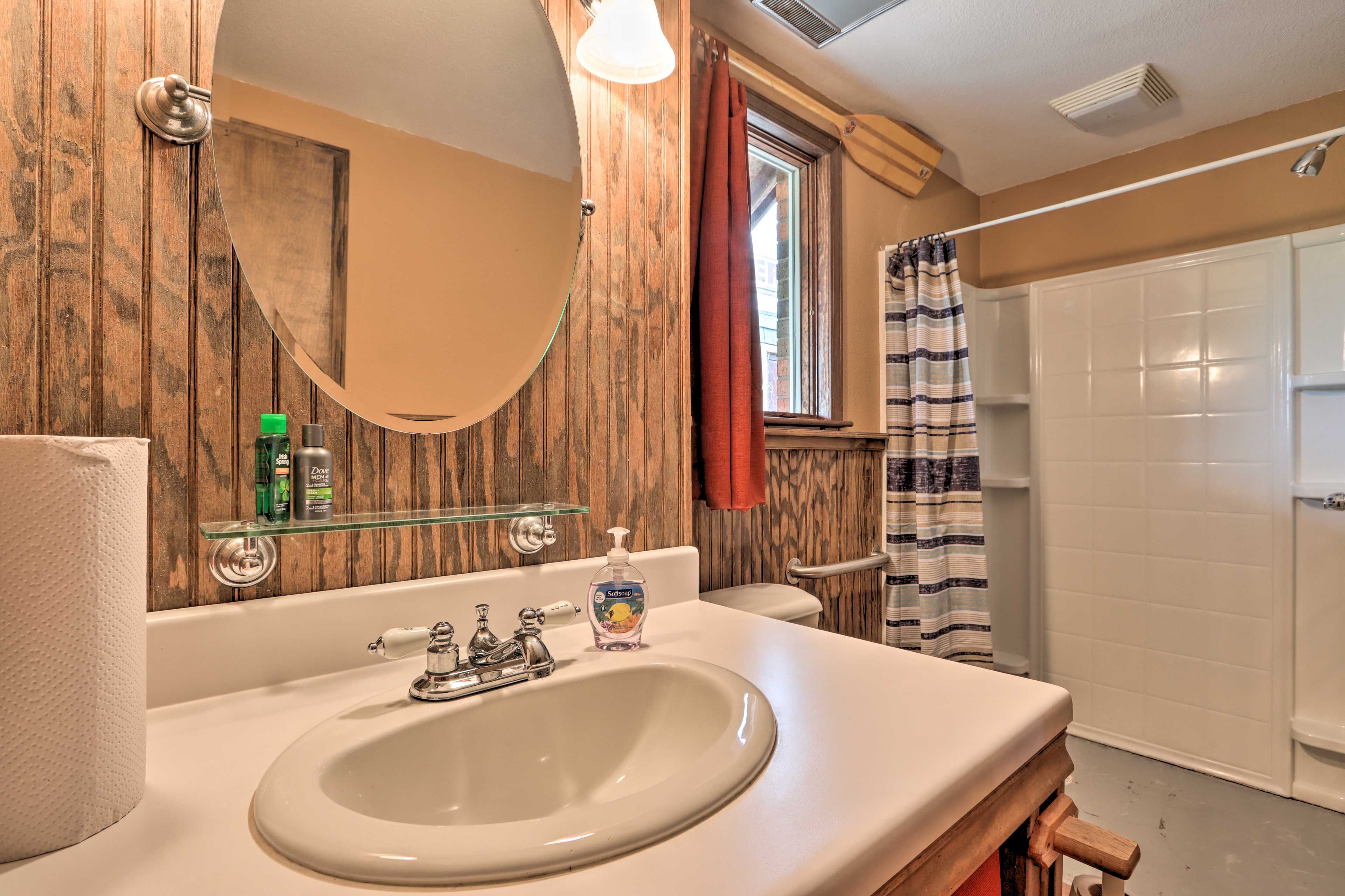 Full Bathroom