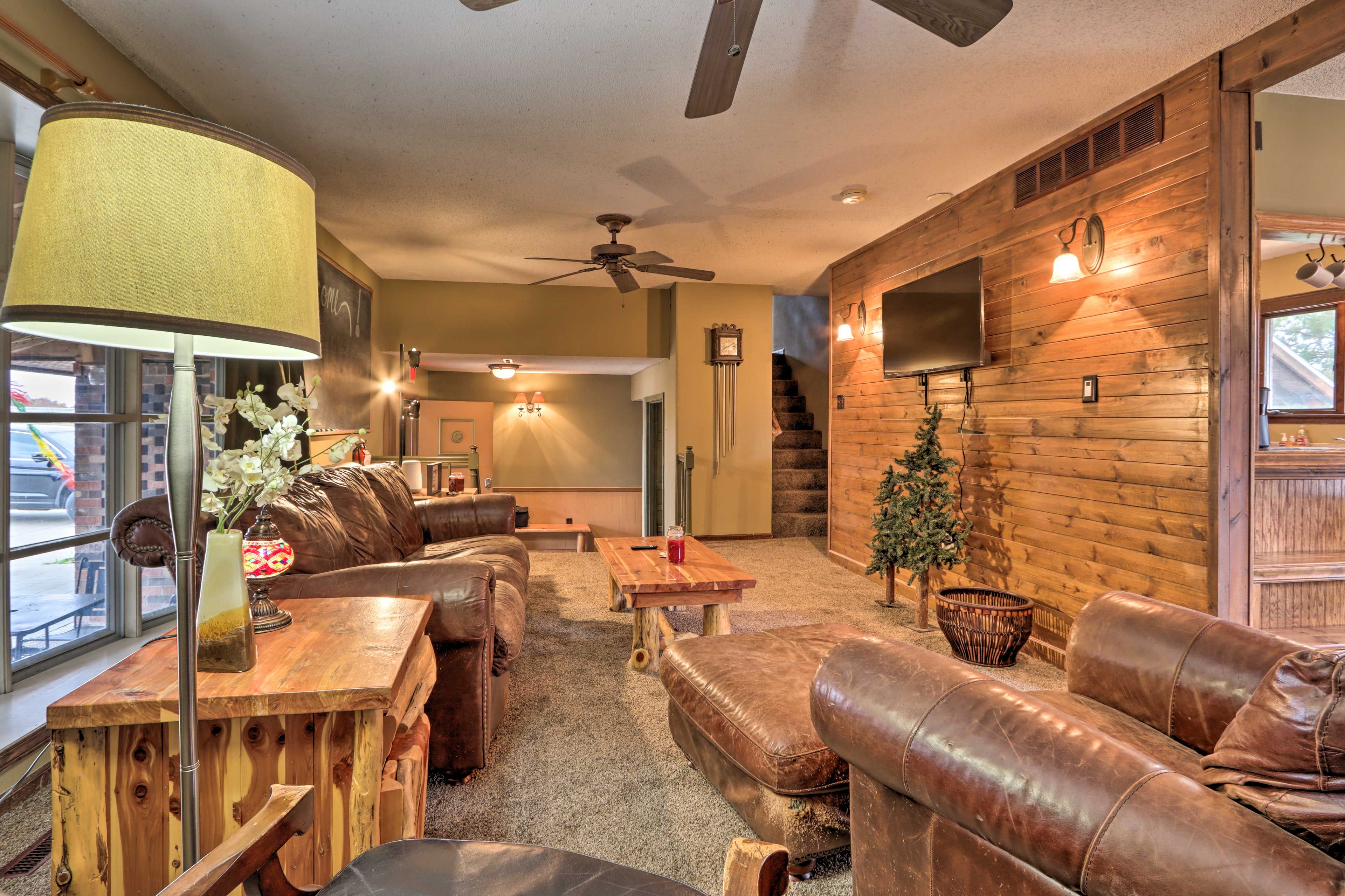 Living Room | Main Level | Free WiFi