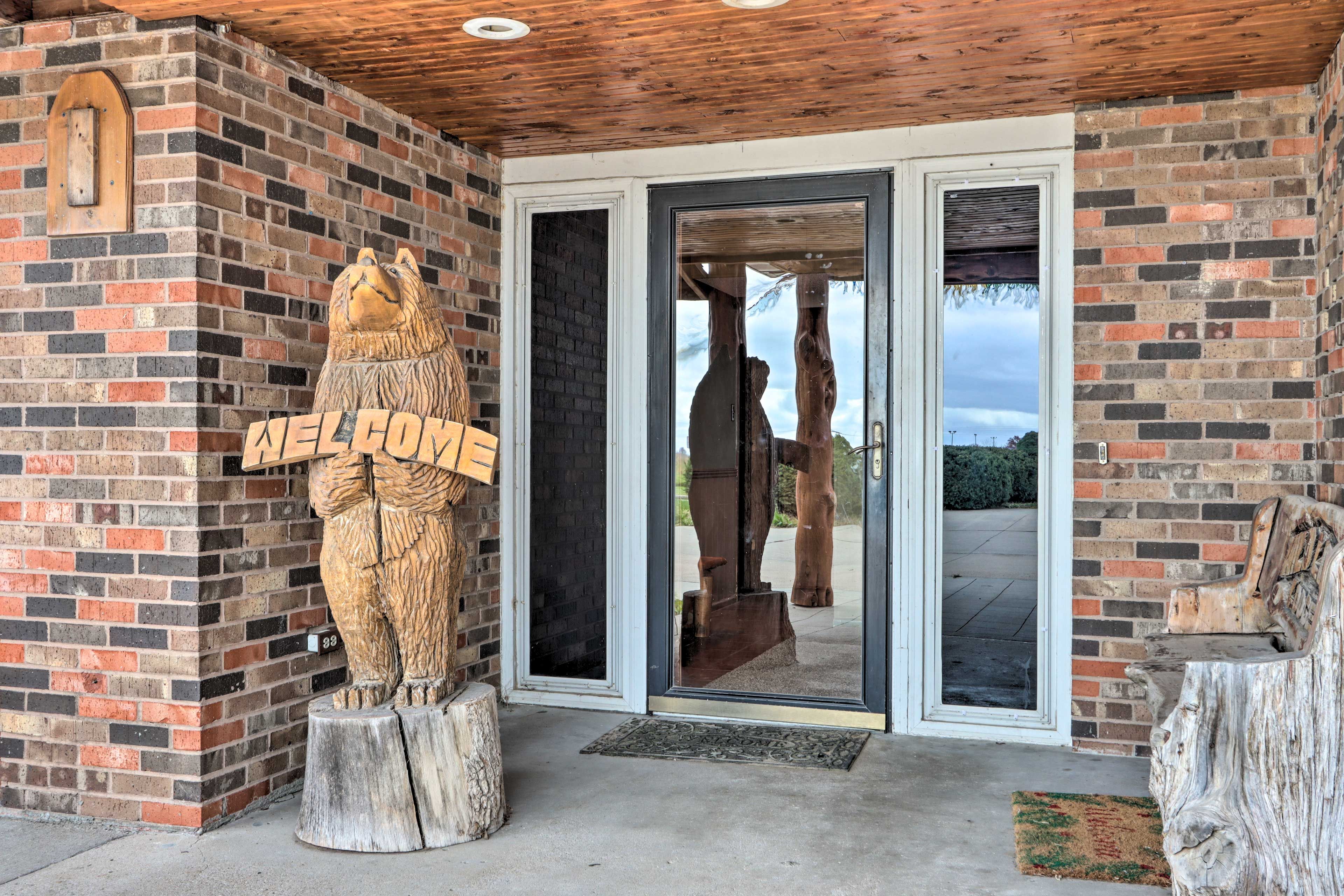 Cottage Entry