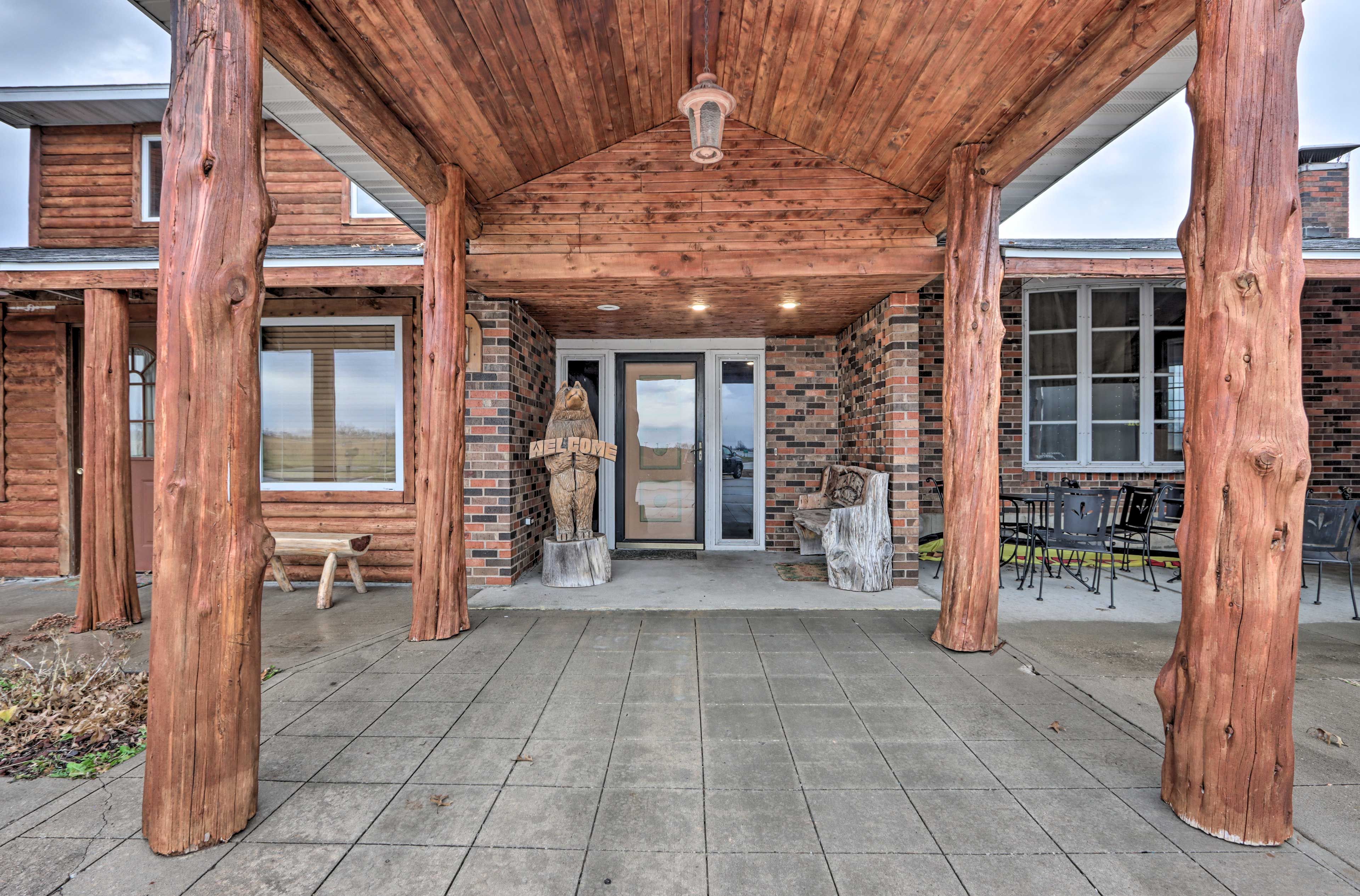 Cottage Entry