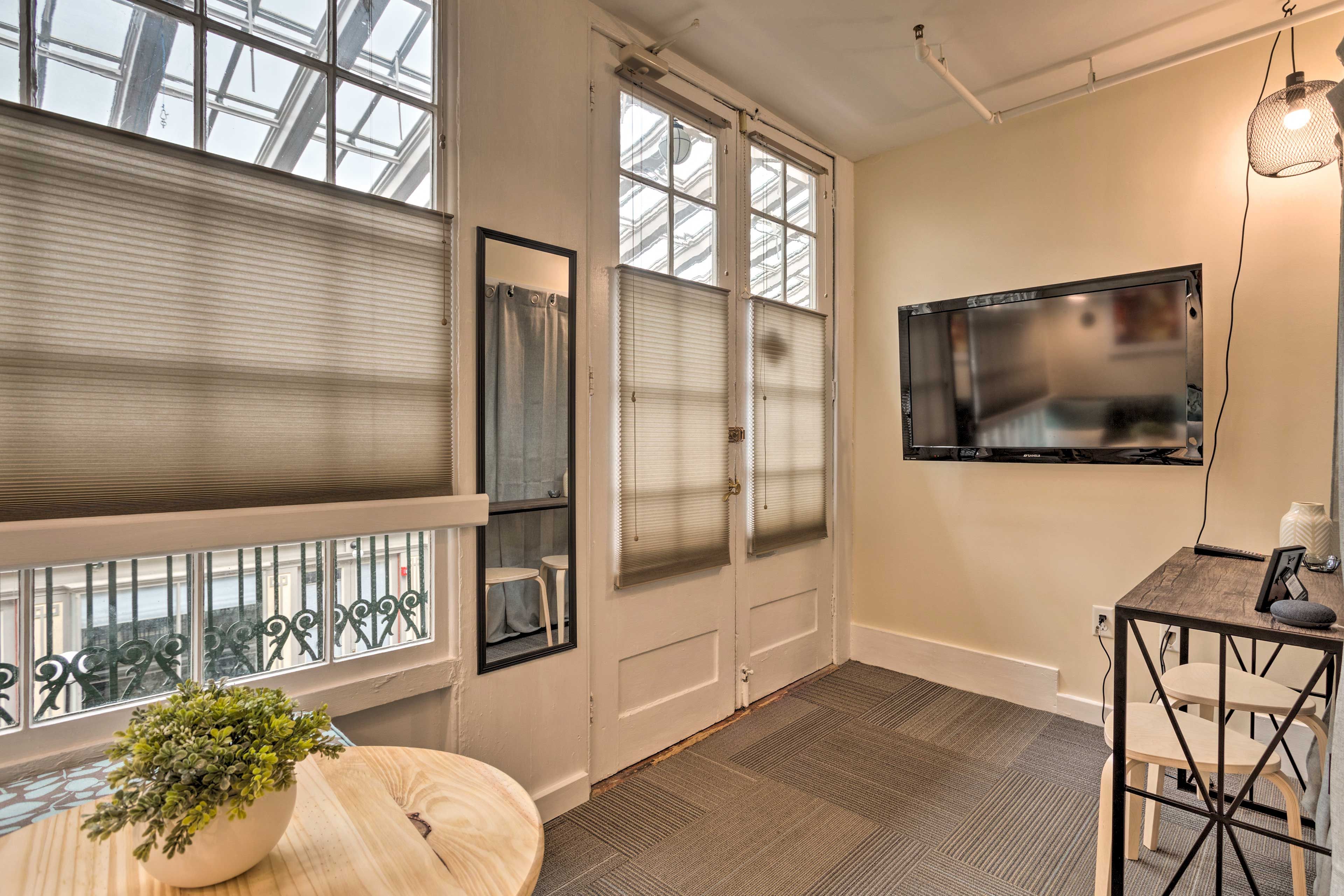 Studio | Smart TV | Central A/C & Heating