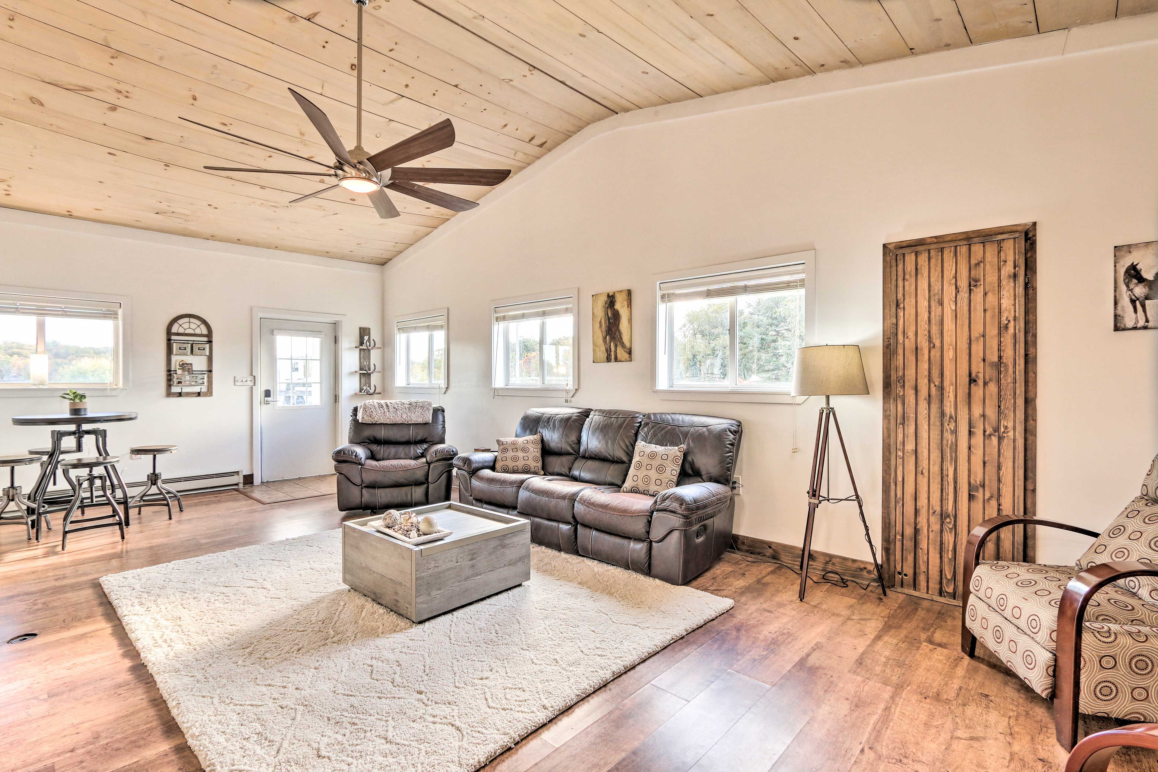 Living Room | Central A/C