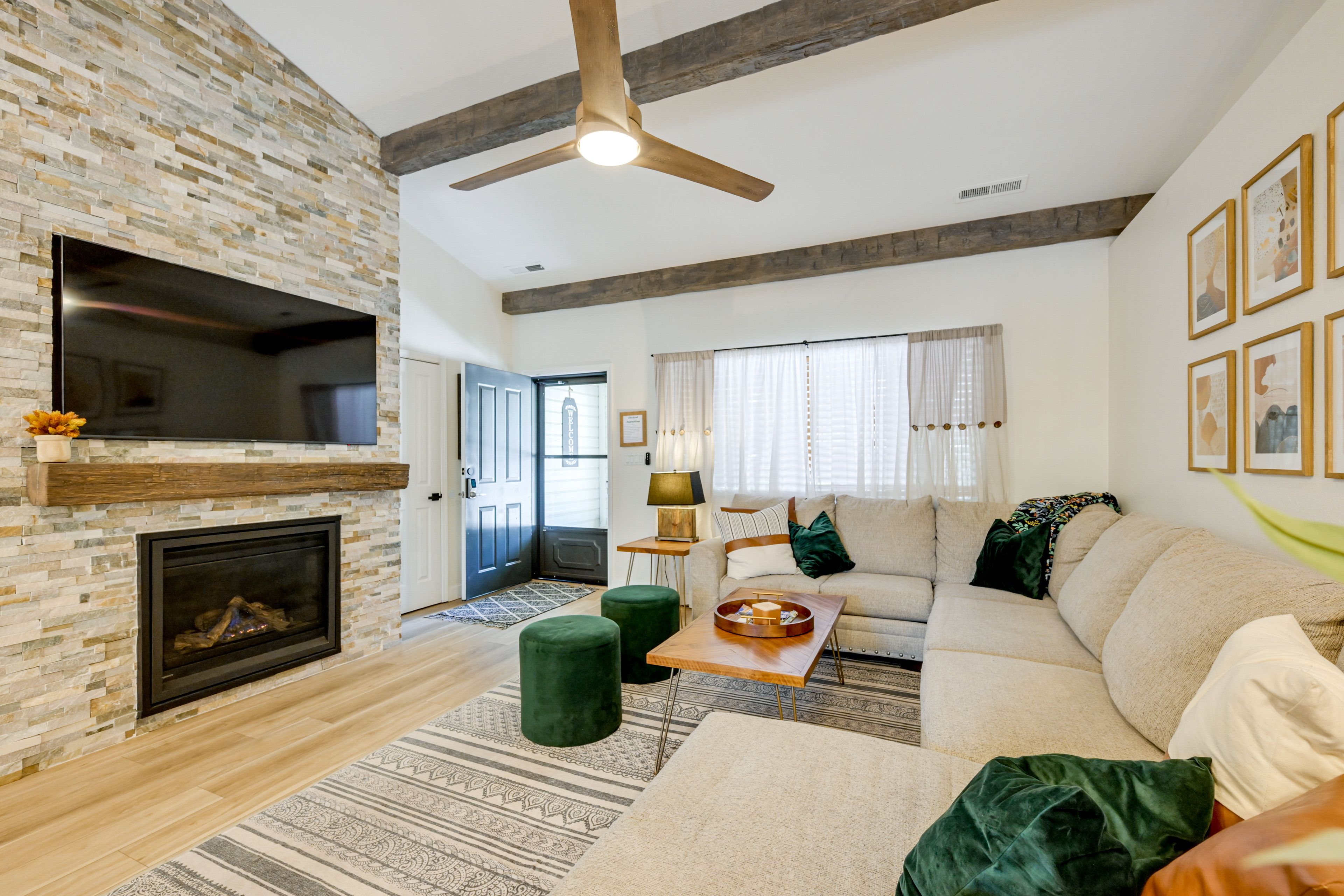 Living Room | 2 Sleeper Sofas | Smart TV | Gas Fireplace | Single Story