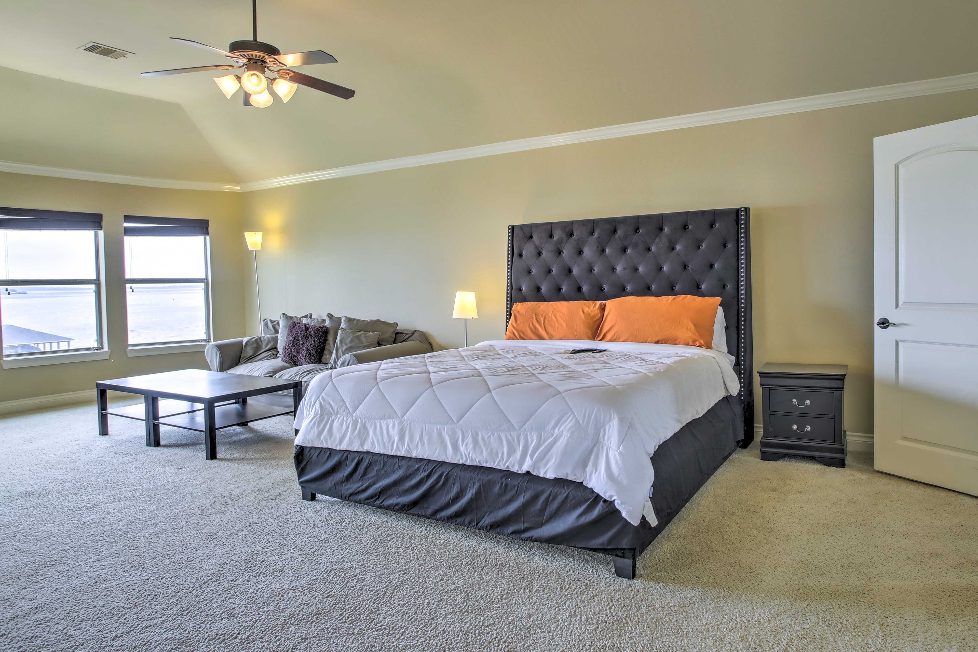Bedroom 1 | King Bed | 2nd Floor