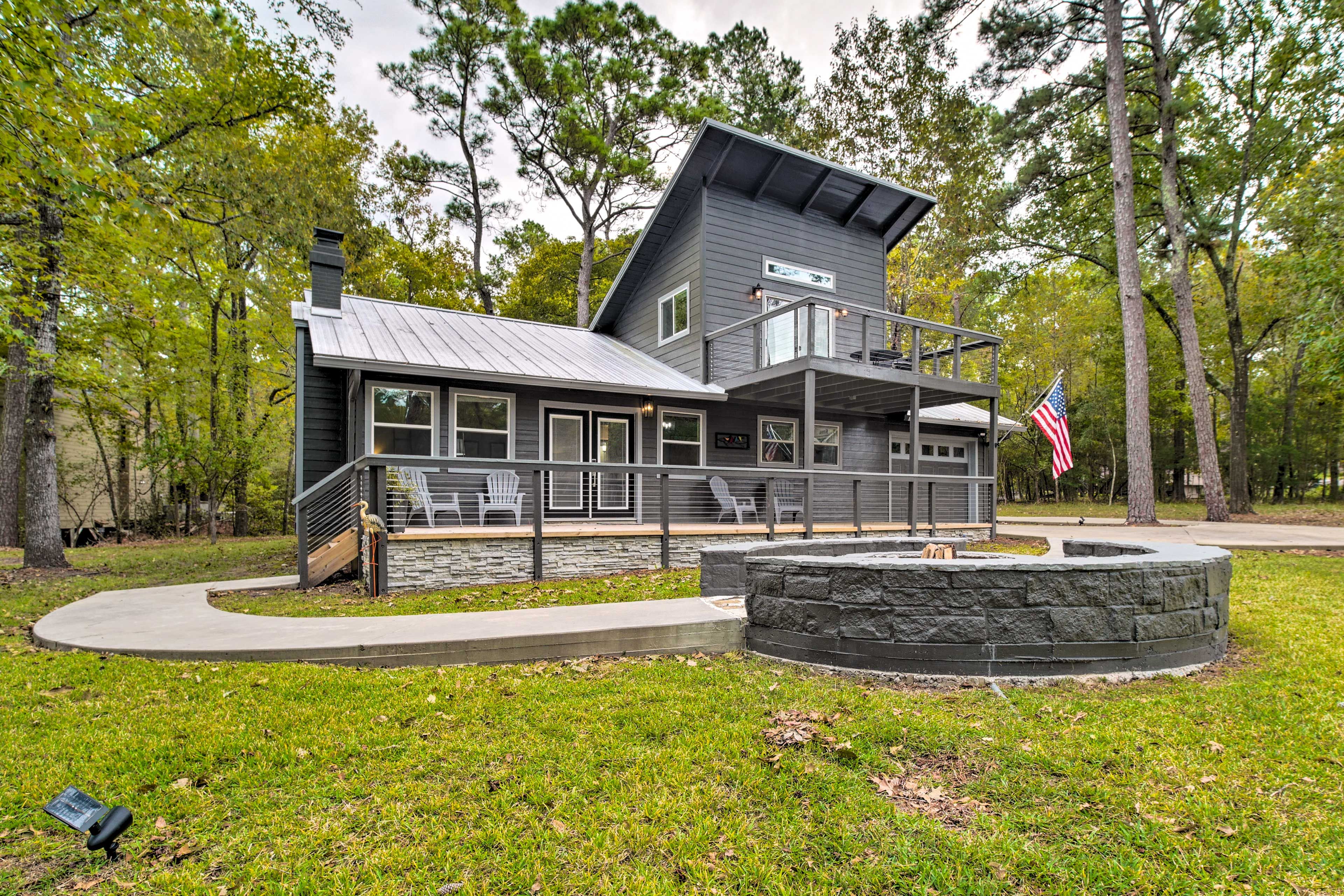 Coldspring Vacation Rental | 3BR | 2BR | Stairs Required | 1,160 Sq Ft