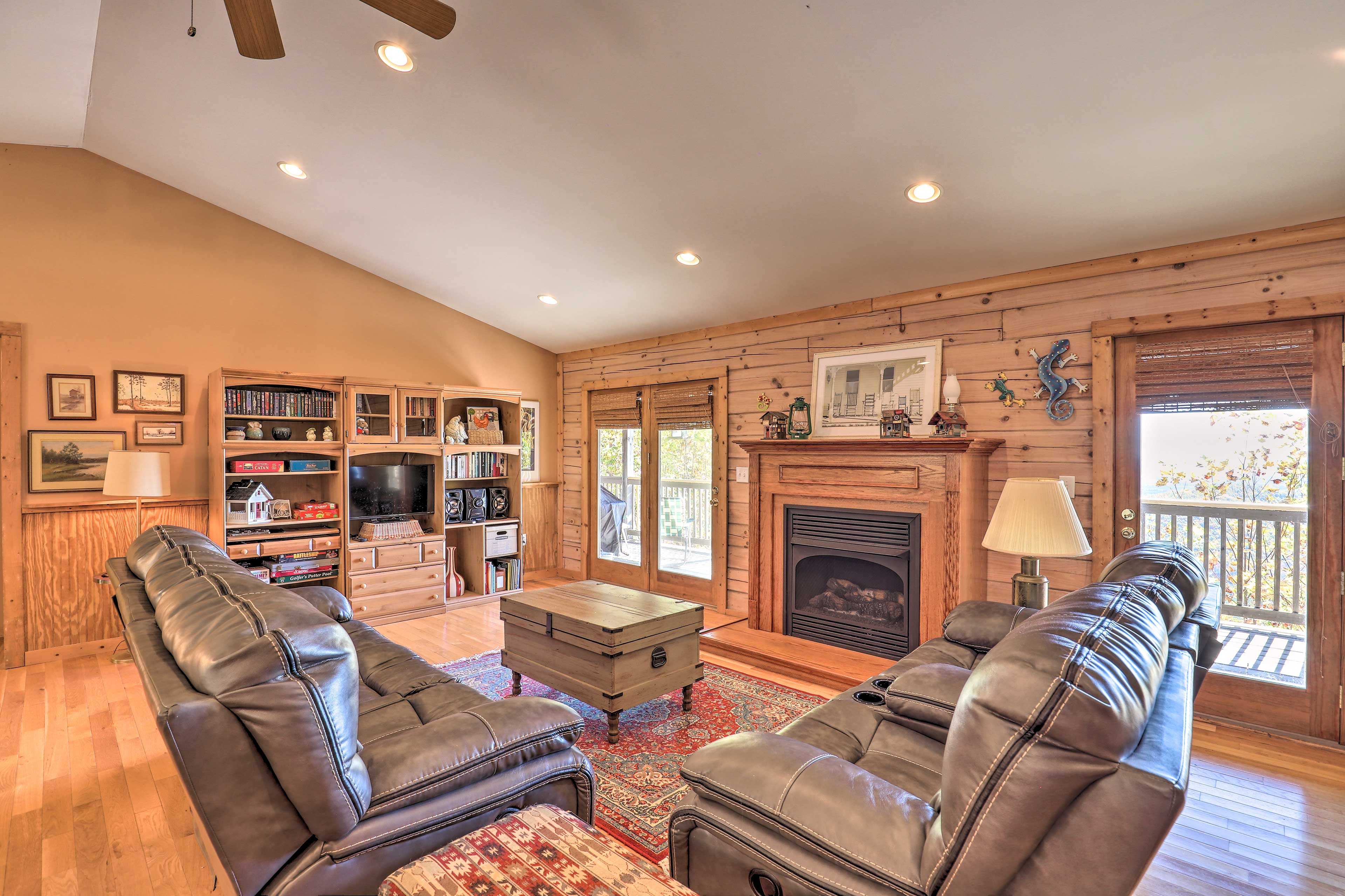 Bostic Vacation Rental | 3BR | 2BA | 1 Step Required | 1,400 Sq Ft