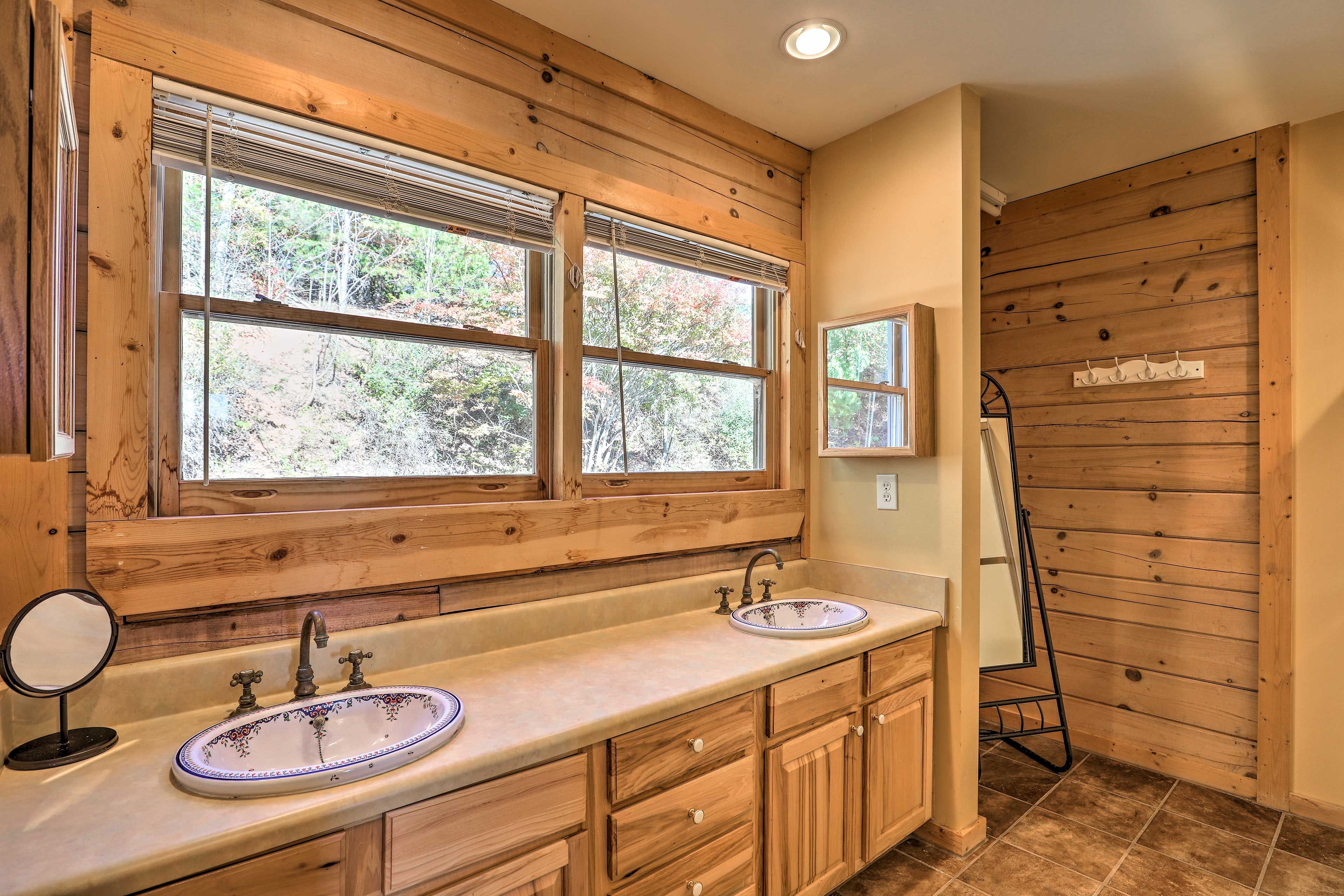 Bathroom | Access via Bedroom 1 | Towels Provided | Complimentary Toiletries