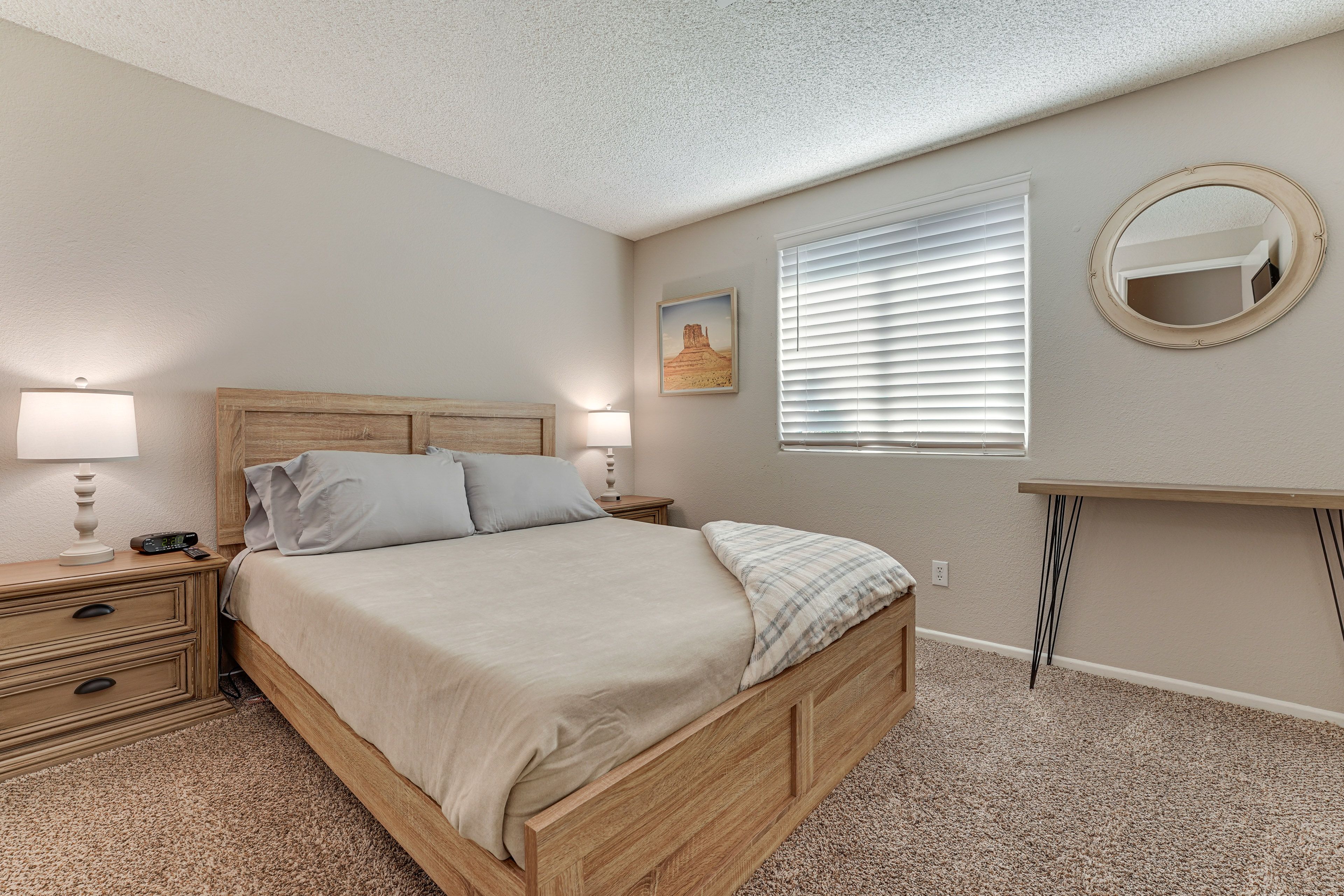 Bedroom 2 | Queen Bed | Smart TV