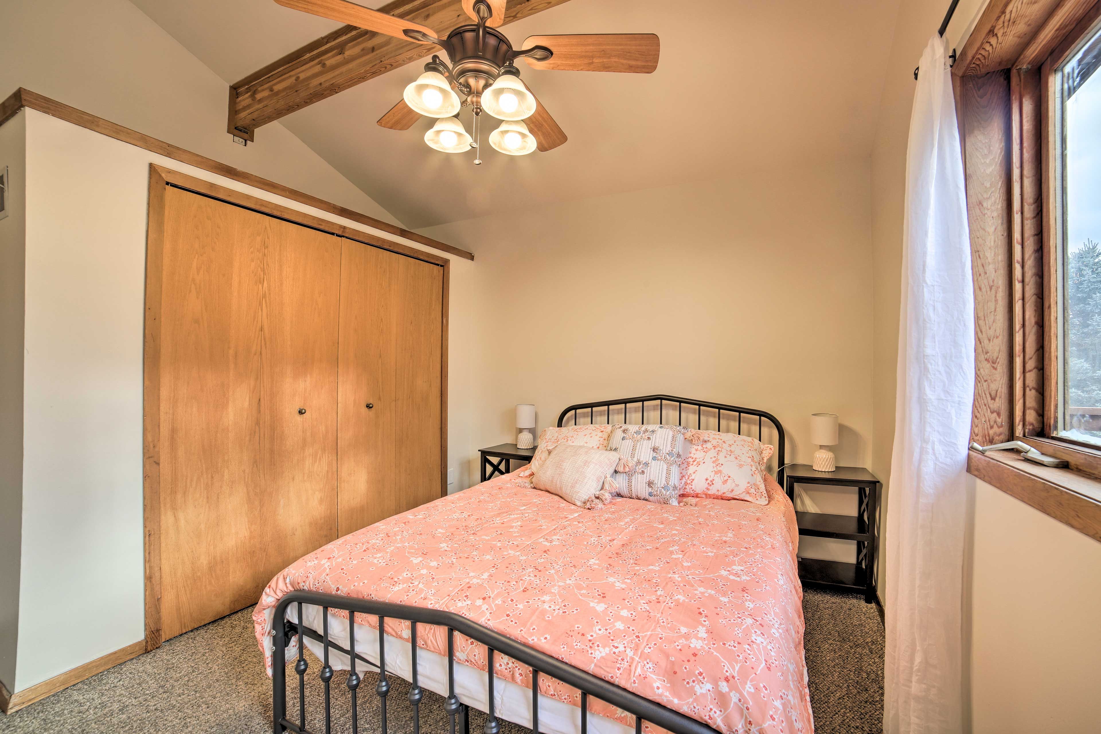 Bedroom 3 | Queen Bed | Main Level