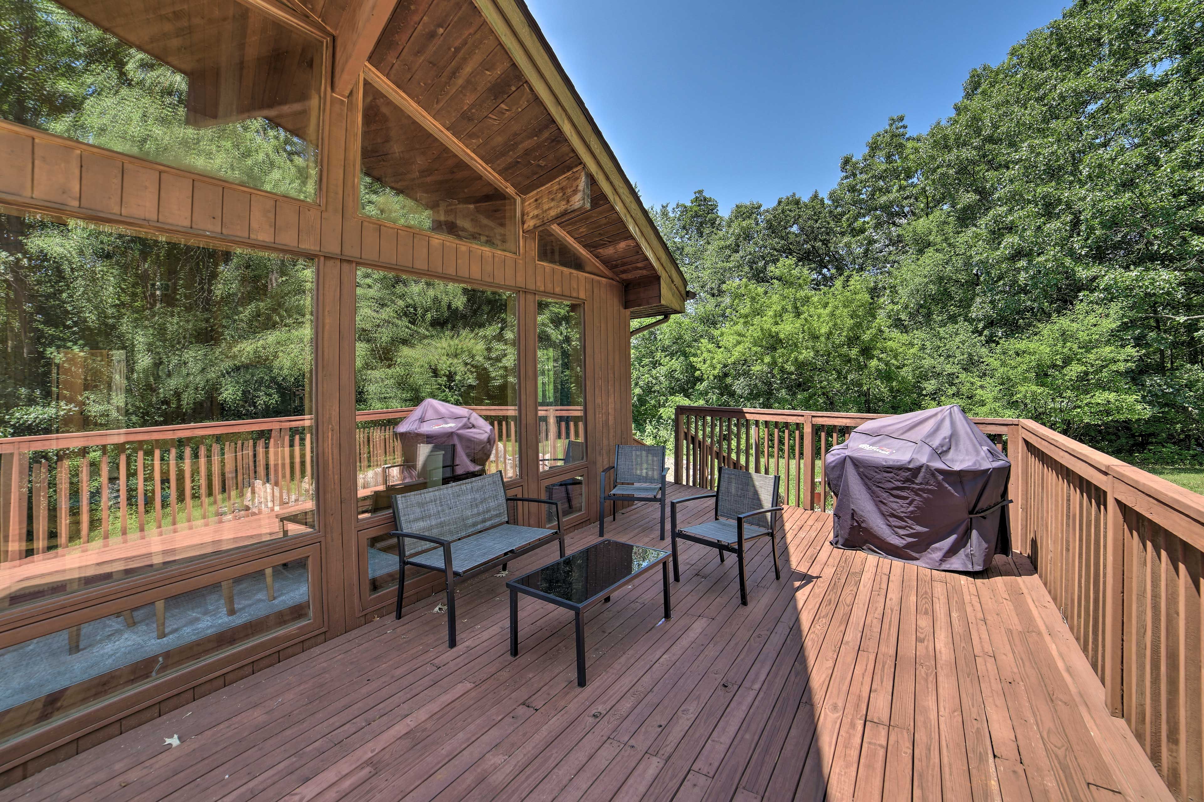 Private Deck | Charcoal Grill | Yard | Natural Views
