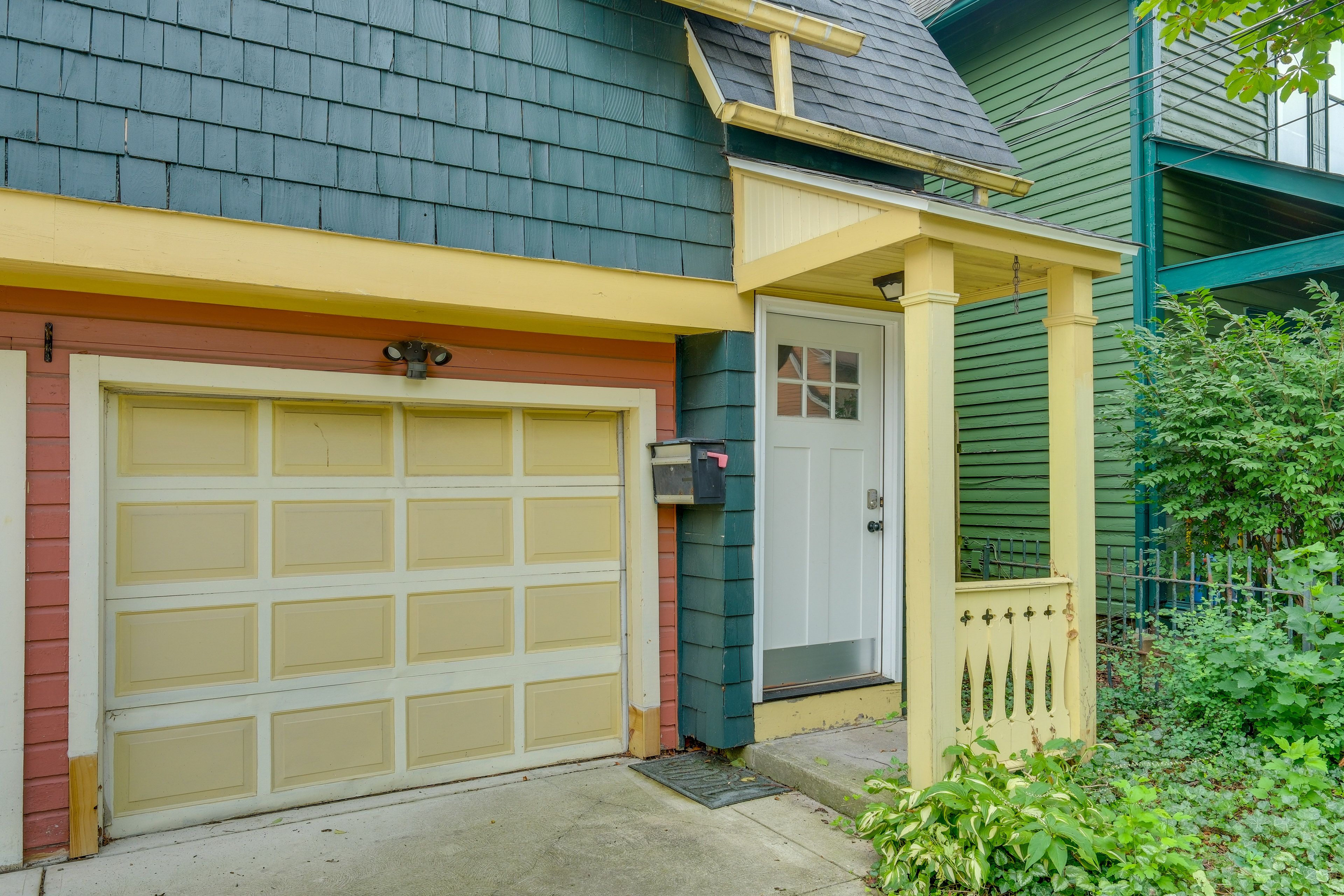 Parking | Driveway Parking (2 Vehicles) | Free Street Parking