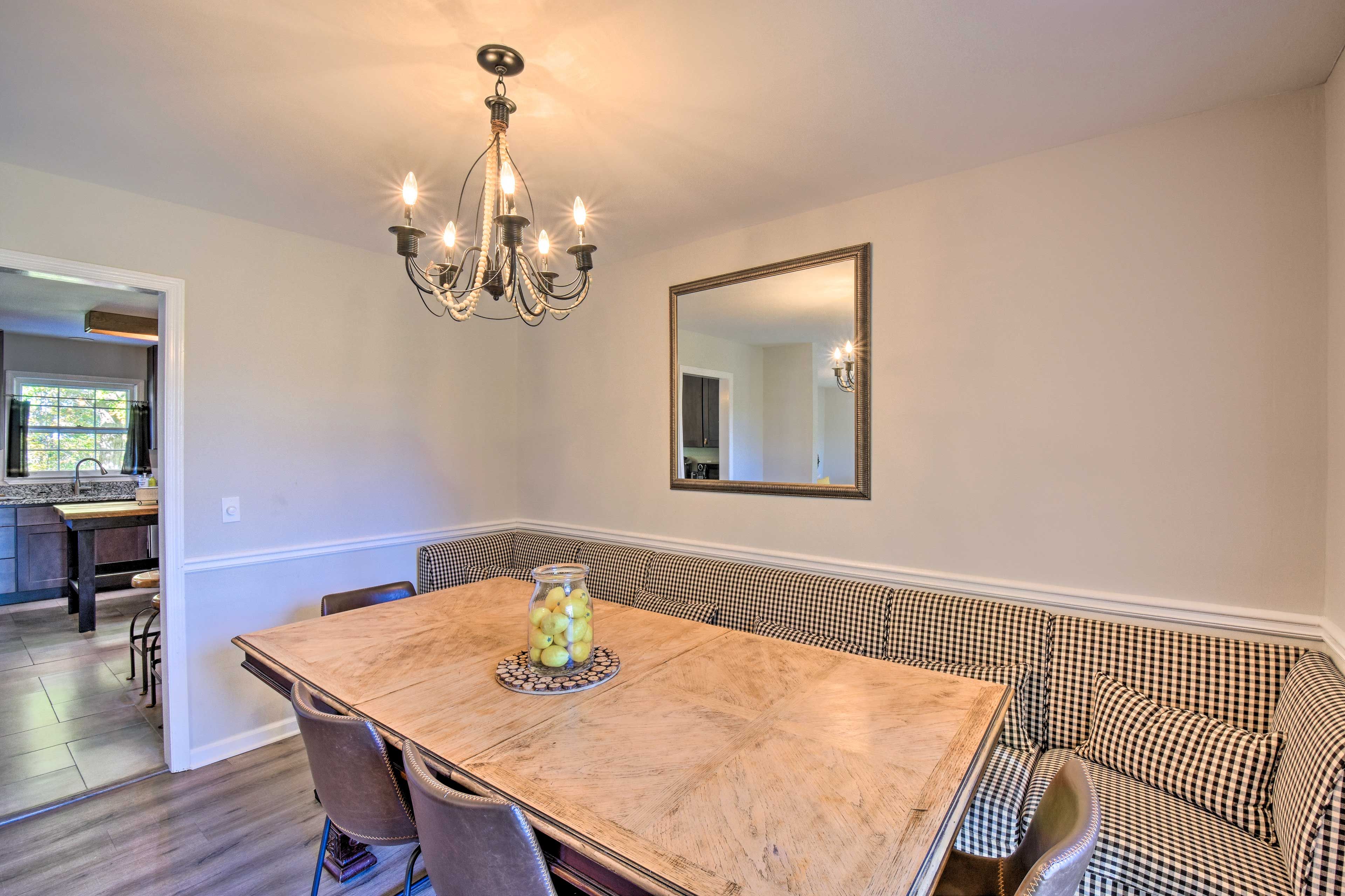 Breakfast Nook | High Chair