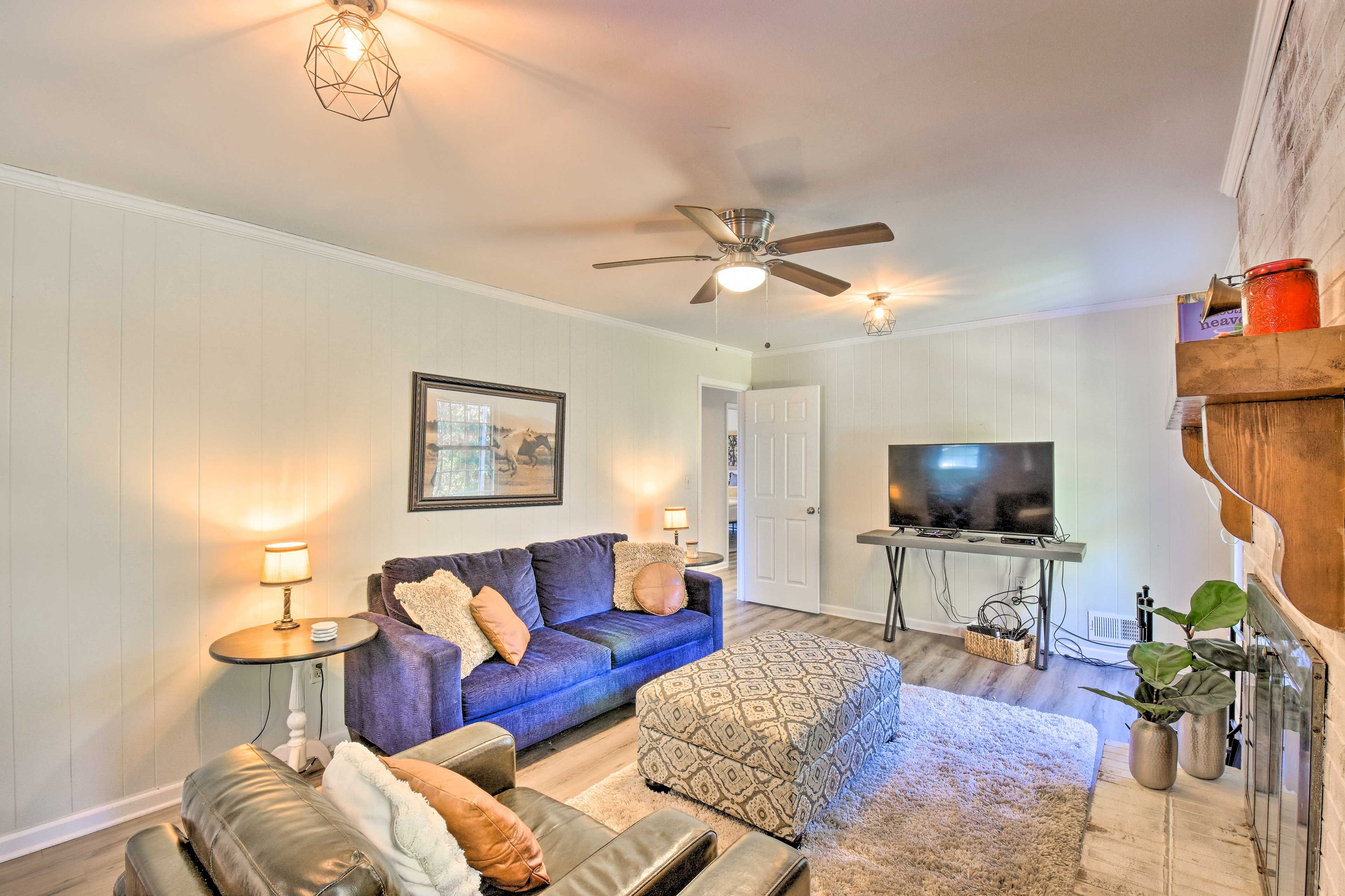 Living Room | Sleeper Sofa