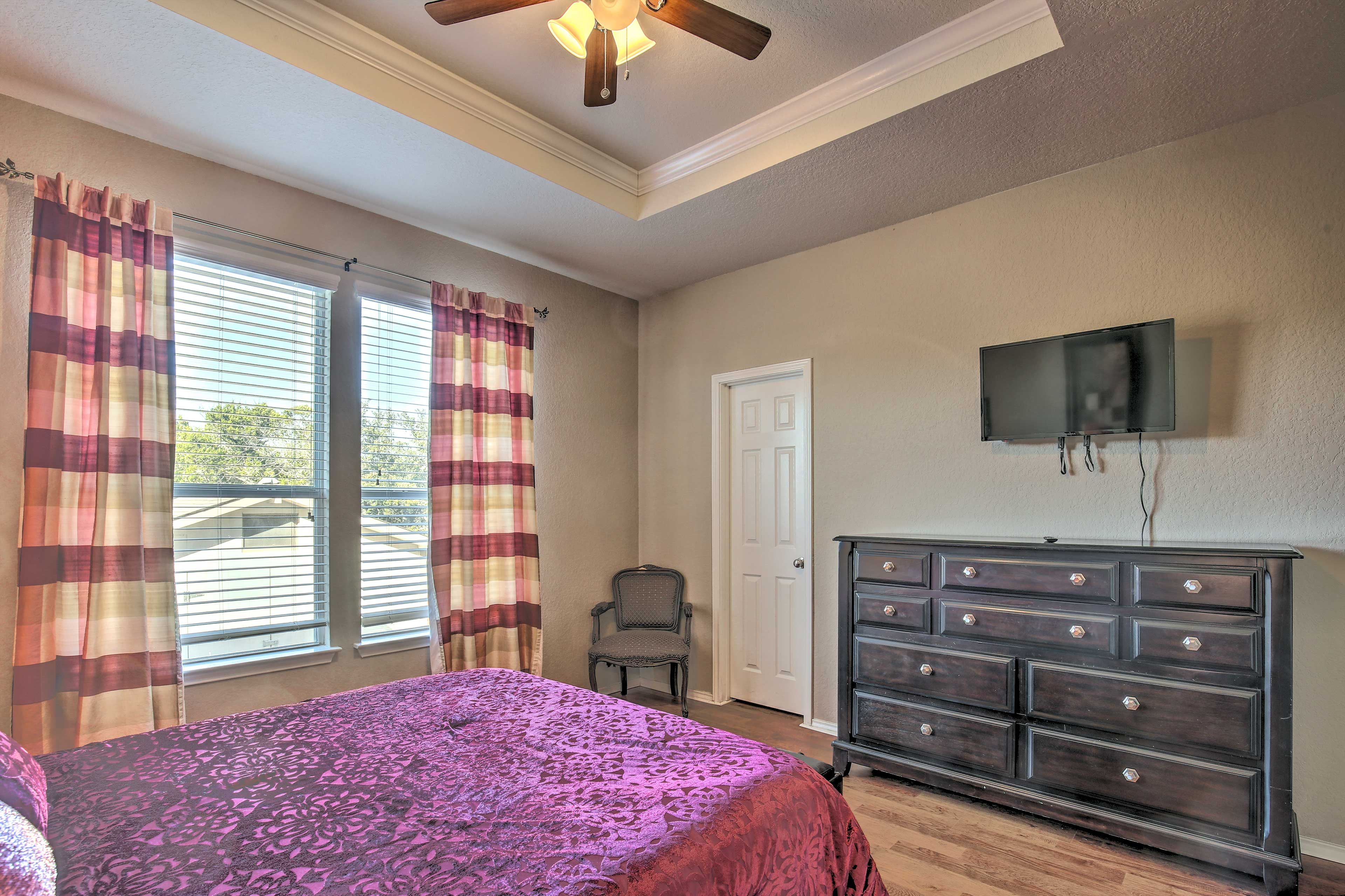 Bedroom 1 | Linens Provided | Smart TV