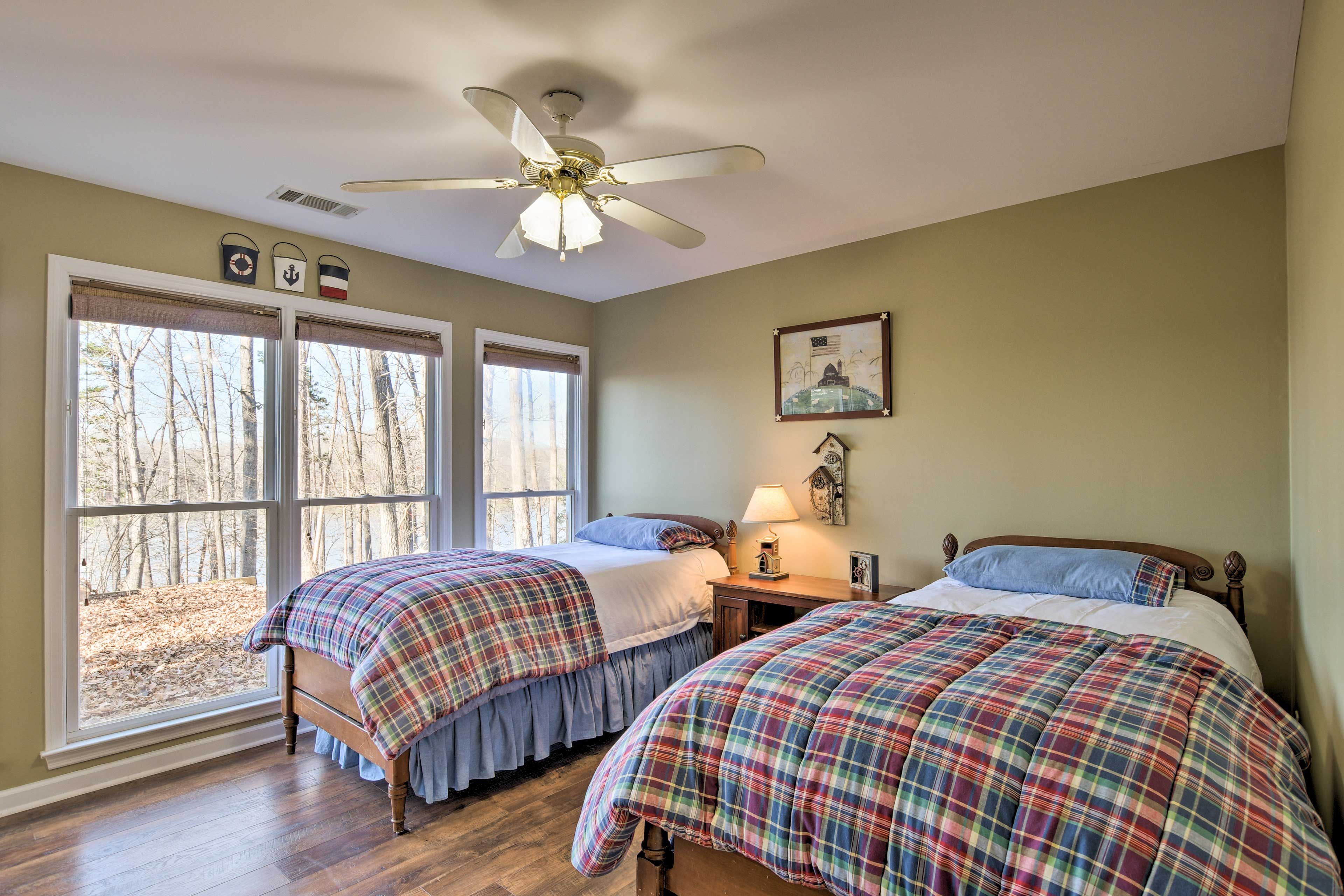 Bedroom 4 | Full Bed | Twin Bed