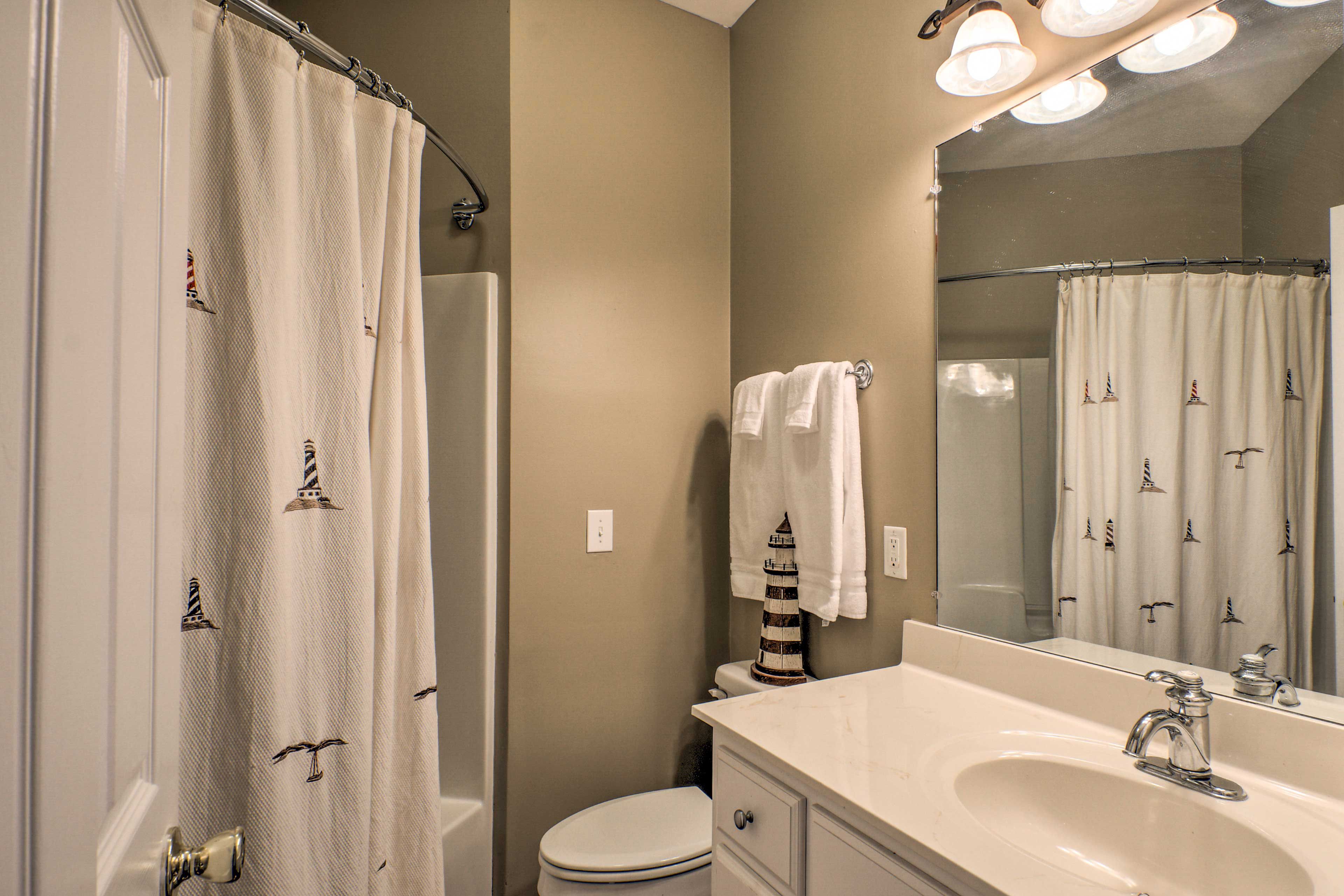 Full Bathroom
