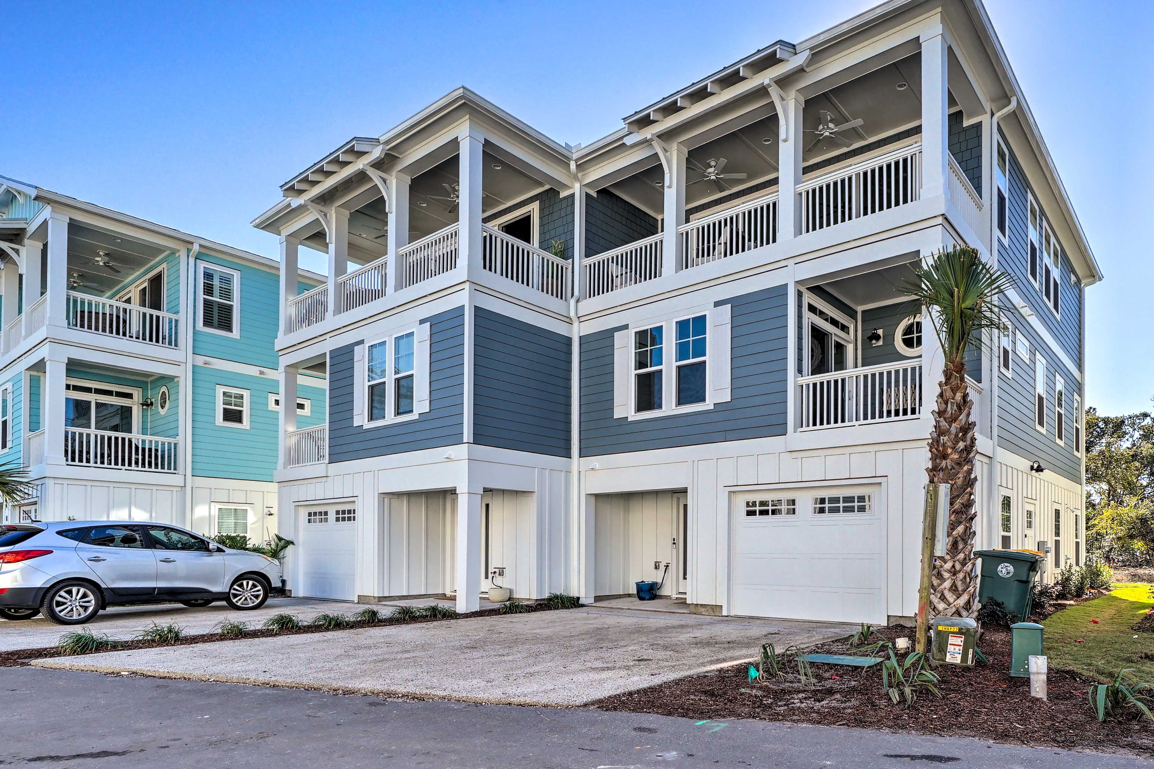 Exterior of Vacation Rental (Front)