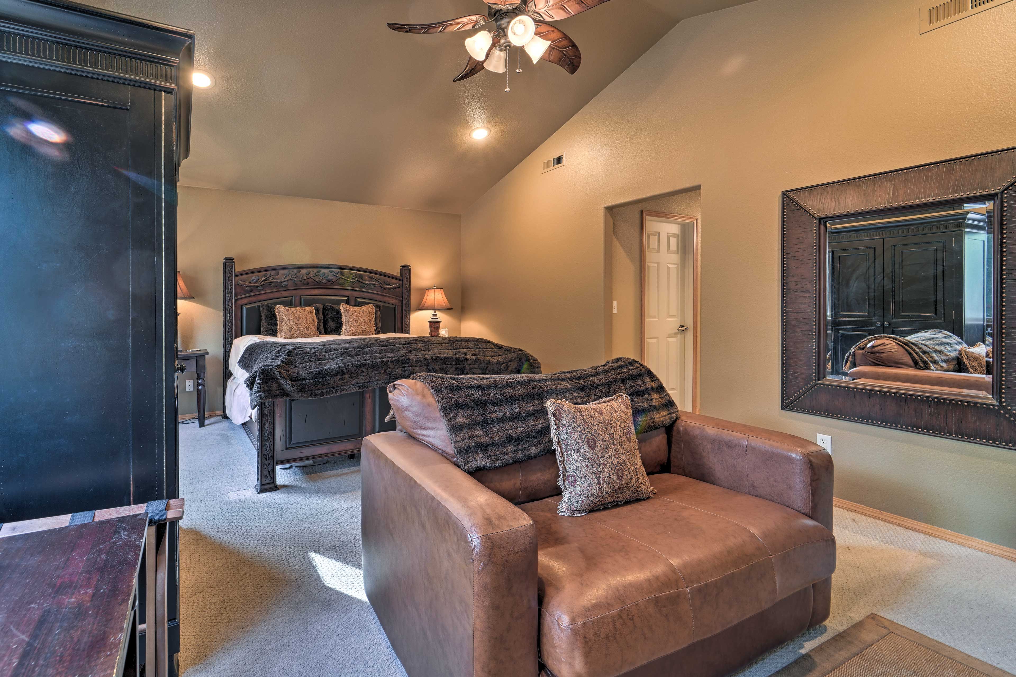 Bedroom 1 | Linens Provided