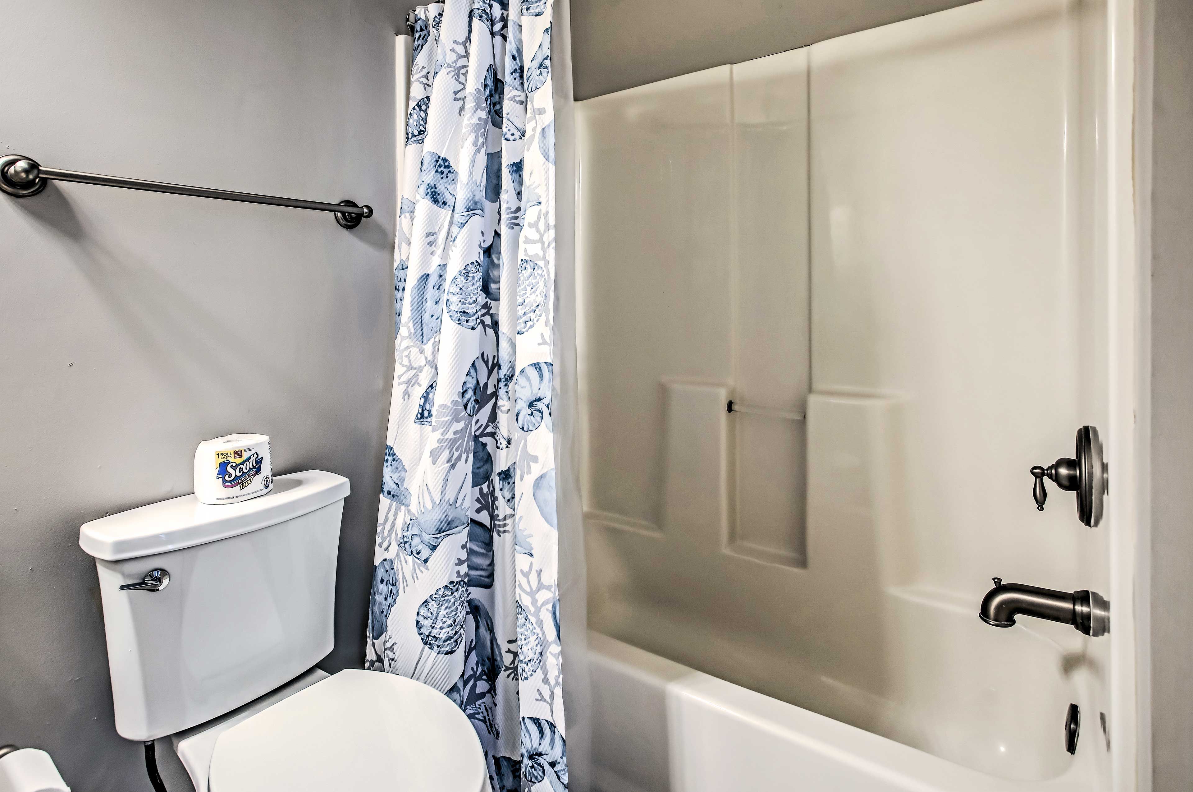 Full Bathroom
