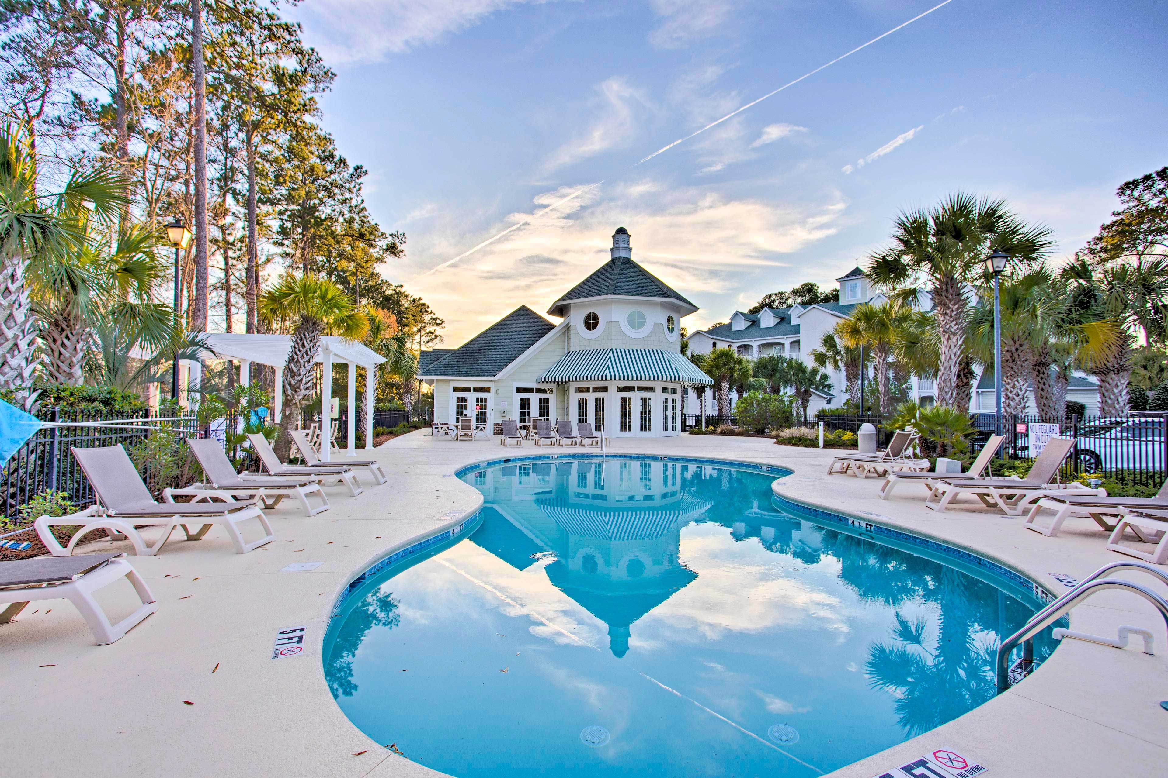 World Grande Villas Community Pool