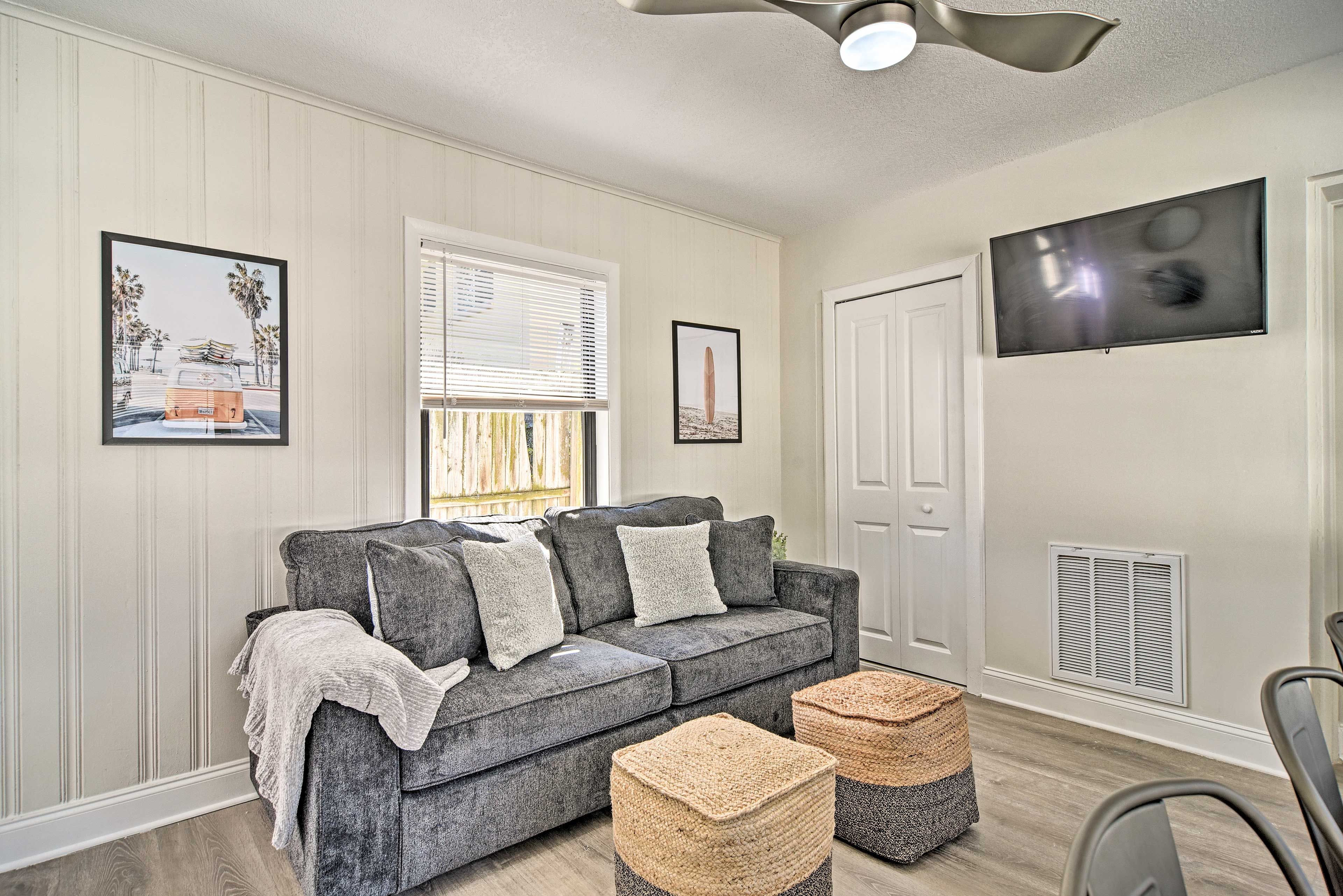 Interior | Free WiFi | Central Air Conditioning