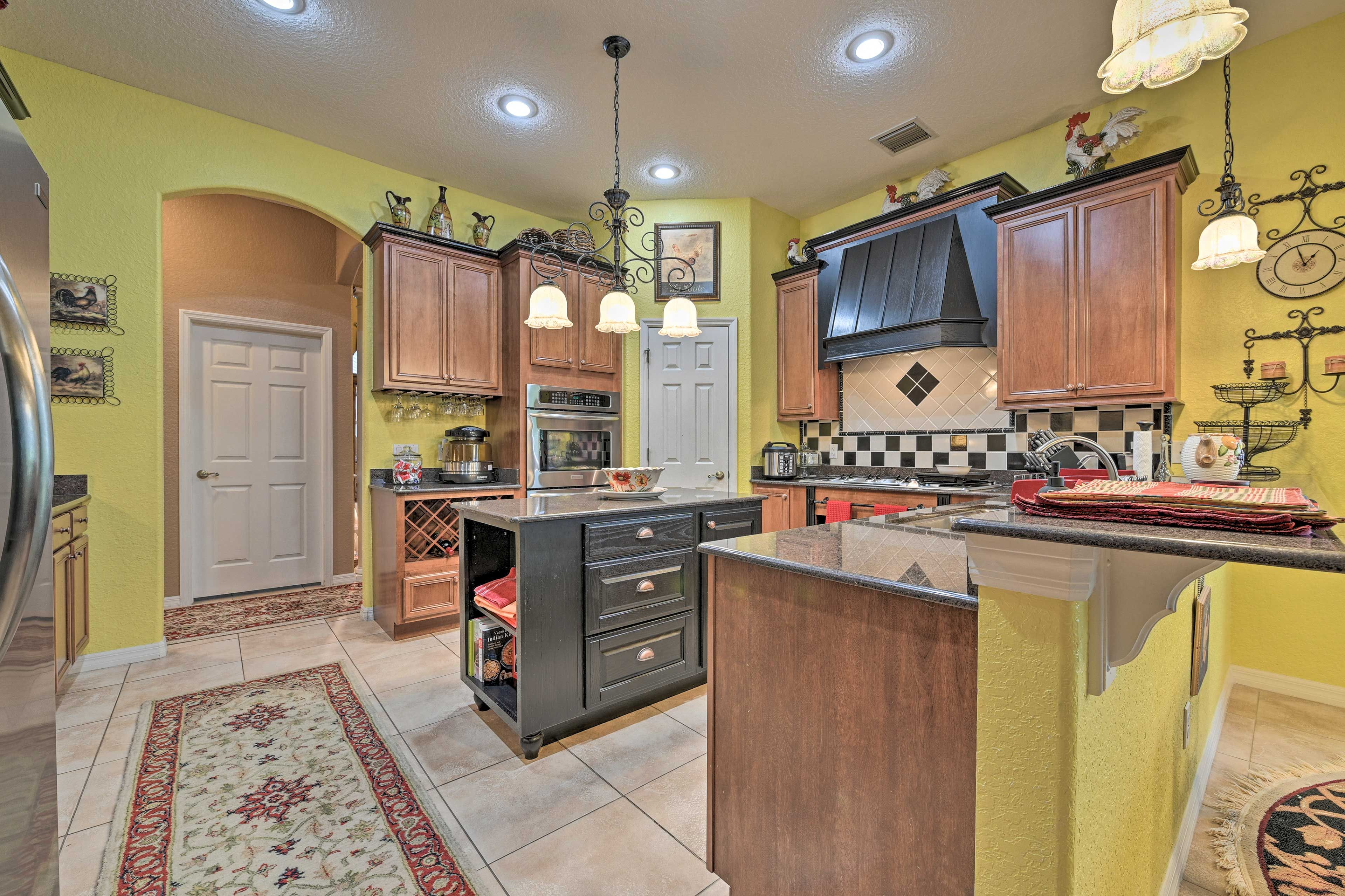 Kitchen | Full Equipped | Cooking Basics