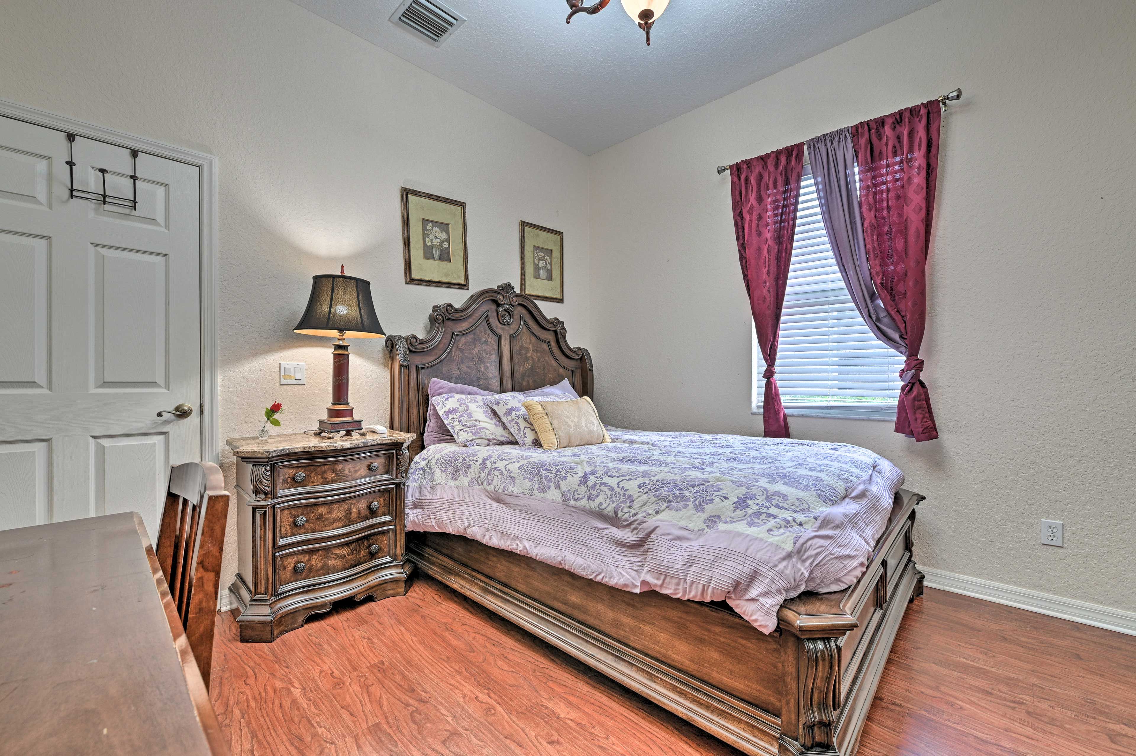 Bedroom 3 | Queen Bed | Main Level