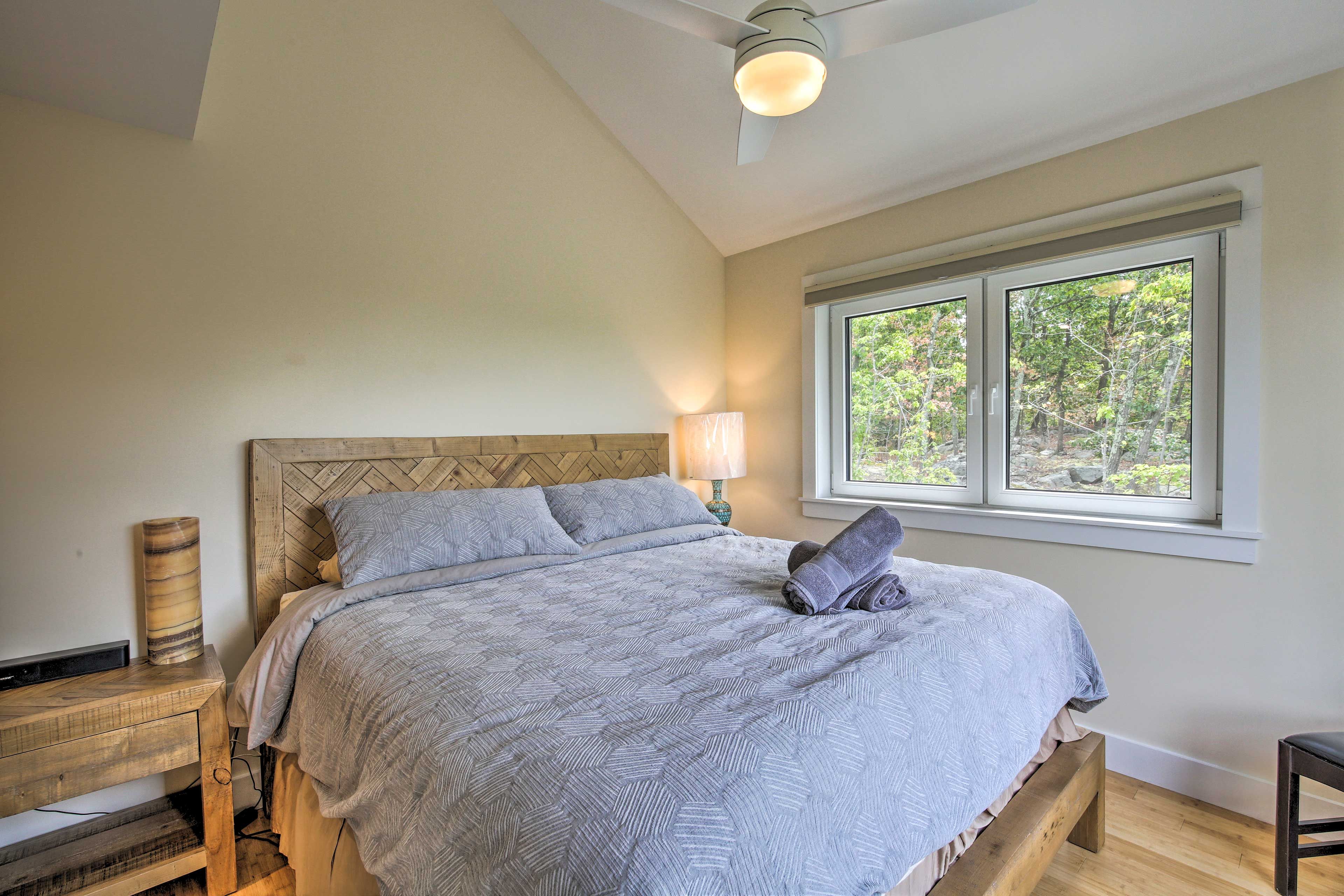 Bedroom 1 | King Bed | 2nd Floor