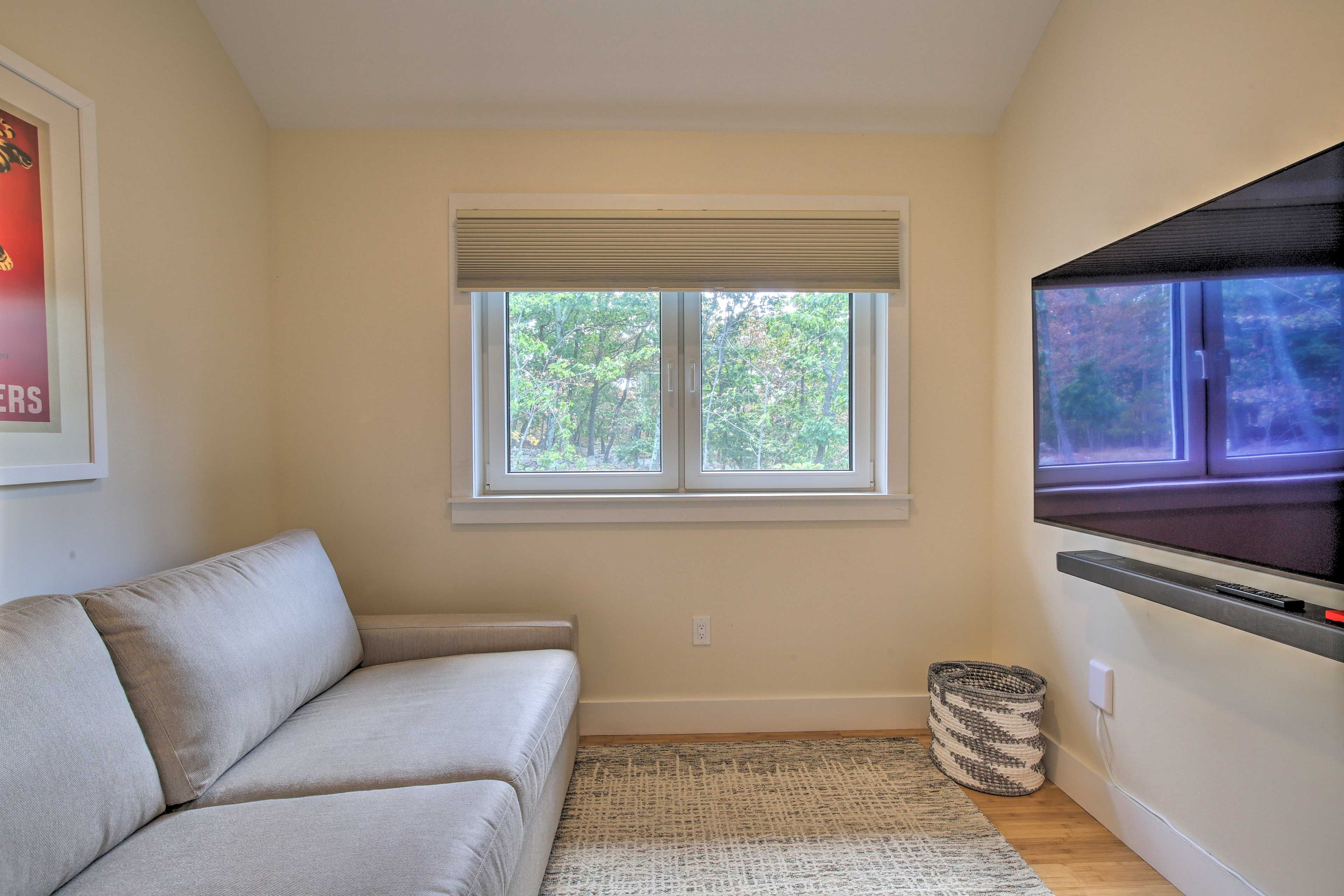 Bedroom 3 (Movie Room) | Queen Sleeper Sofa