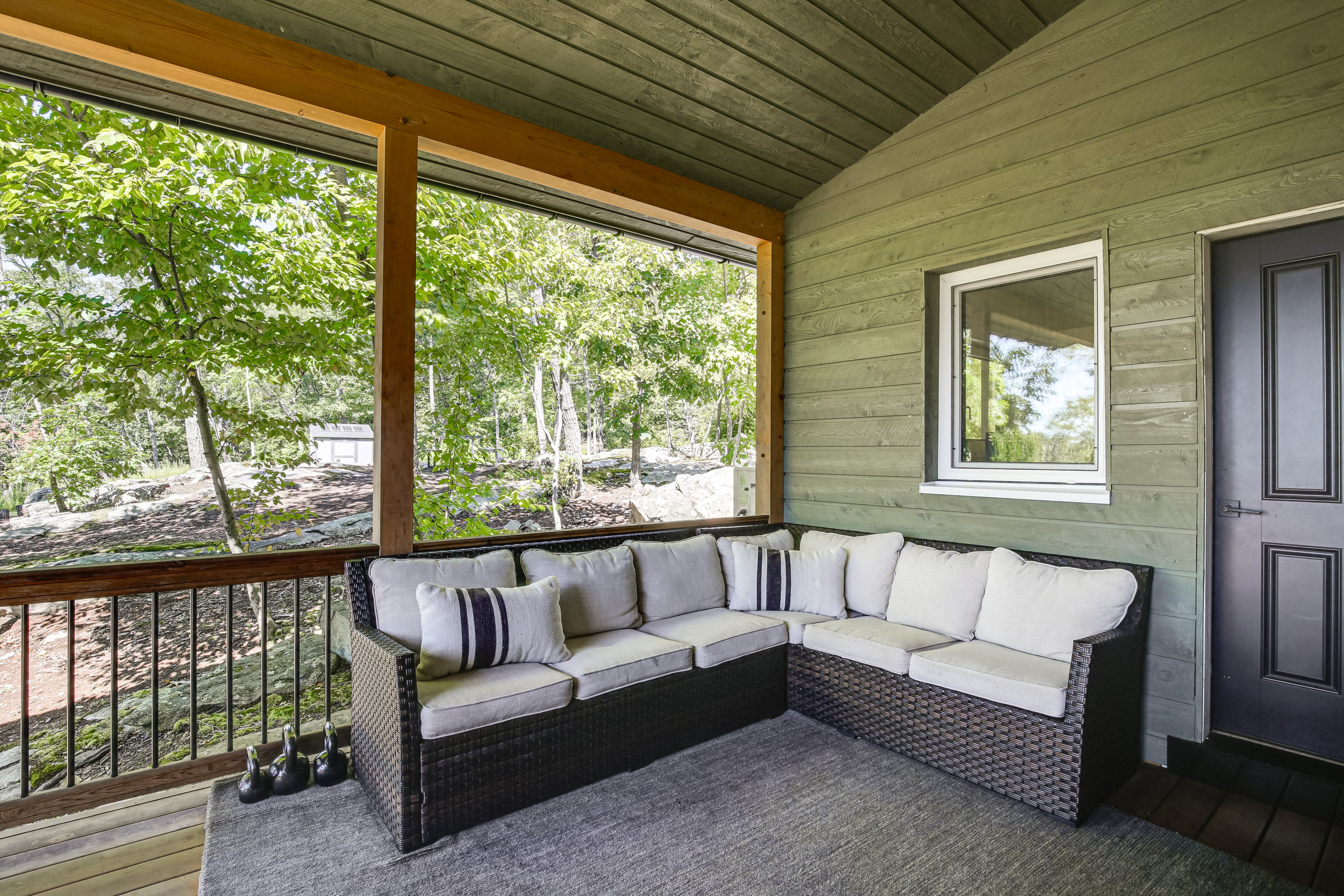 Deck | Hammock