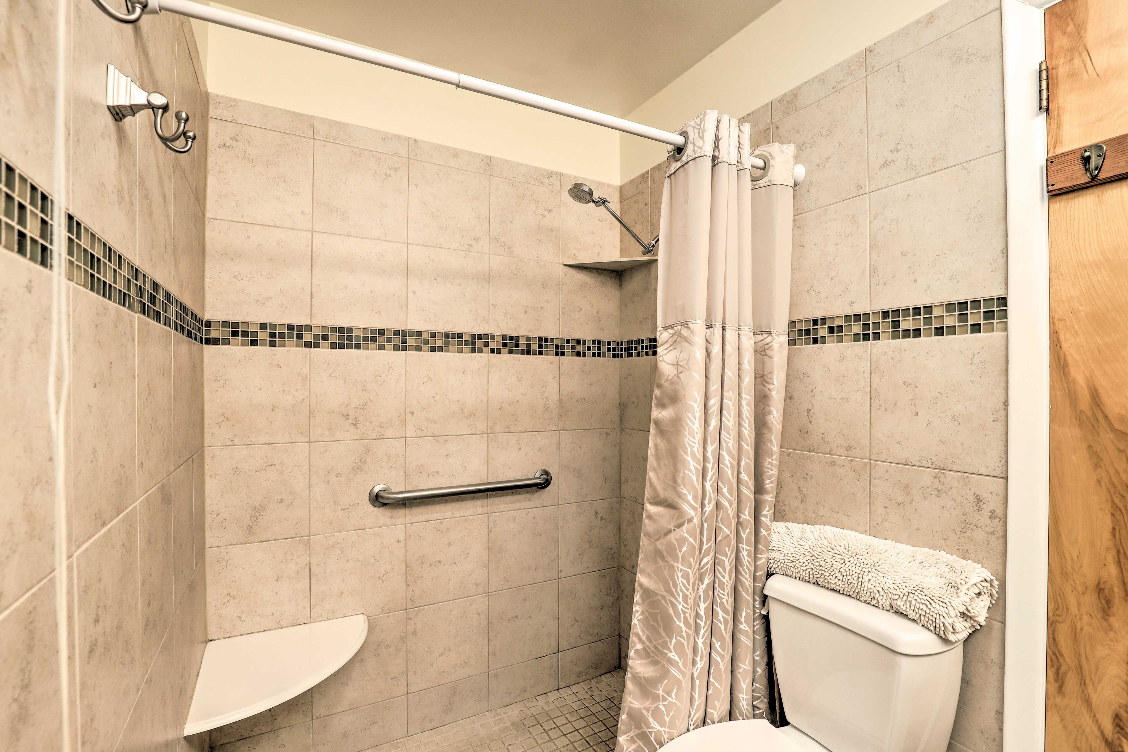 Full Bathroom | Hair Dryer
