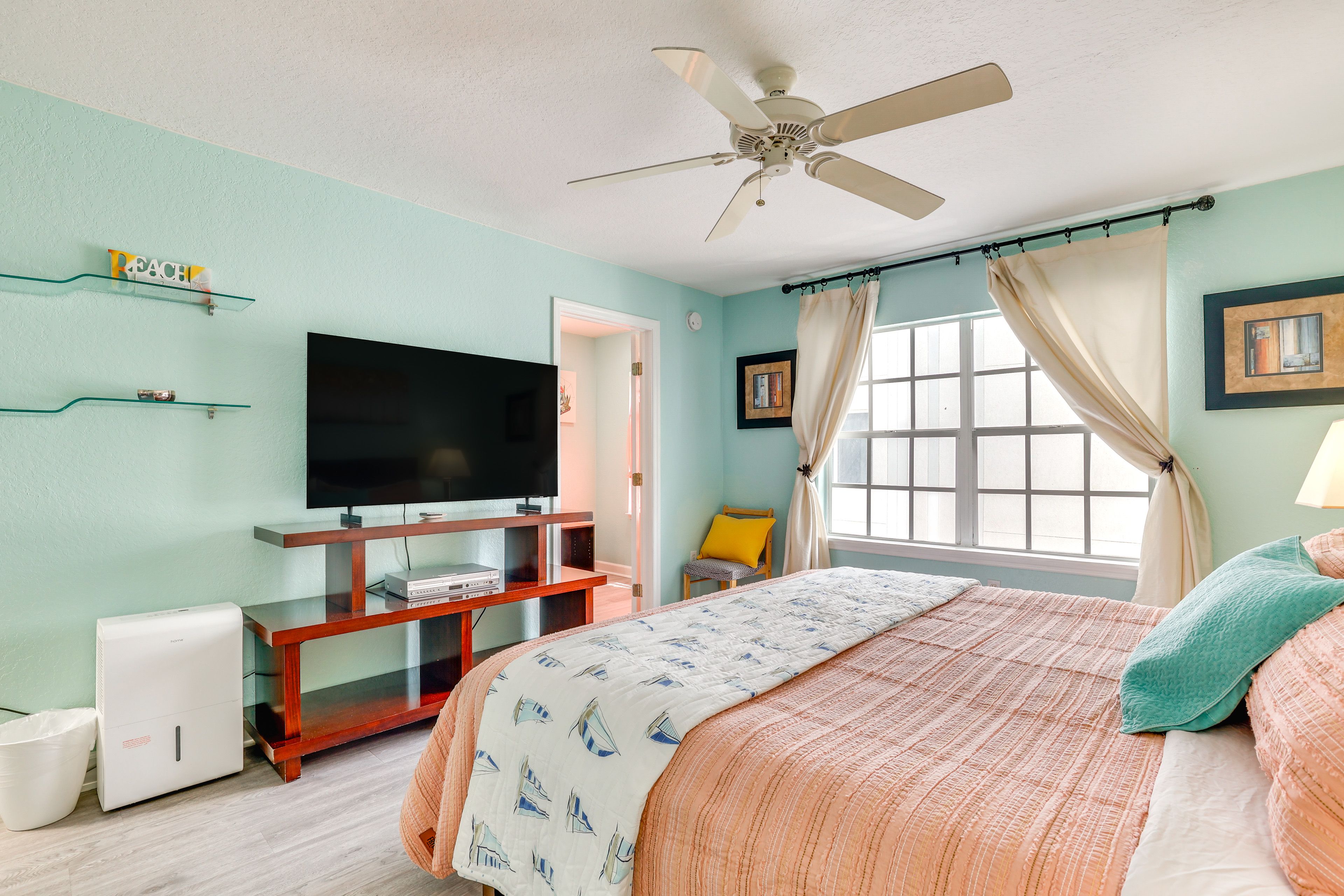 Bedroom 2 | 3rd Floor | King Bed | Smart TV | DVD Player
